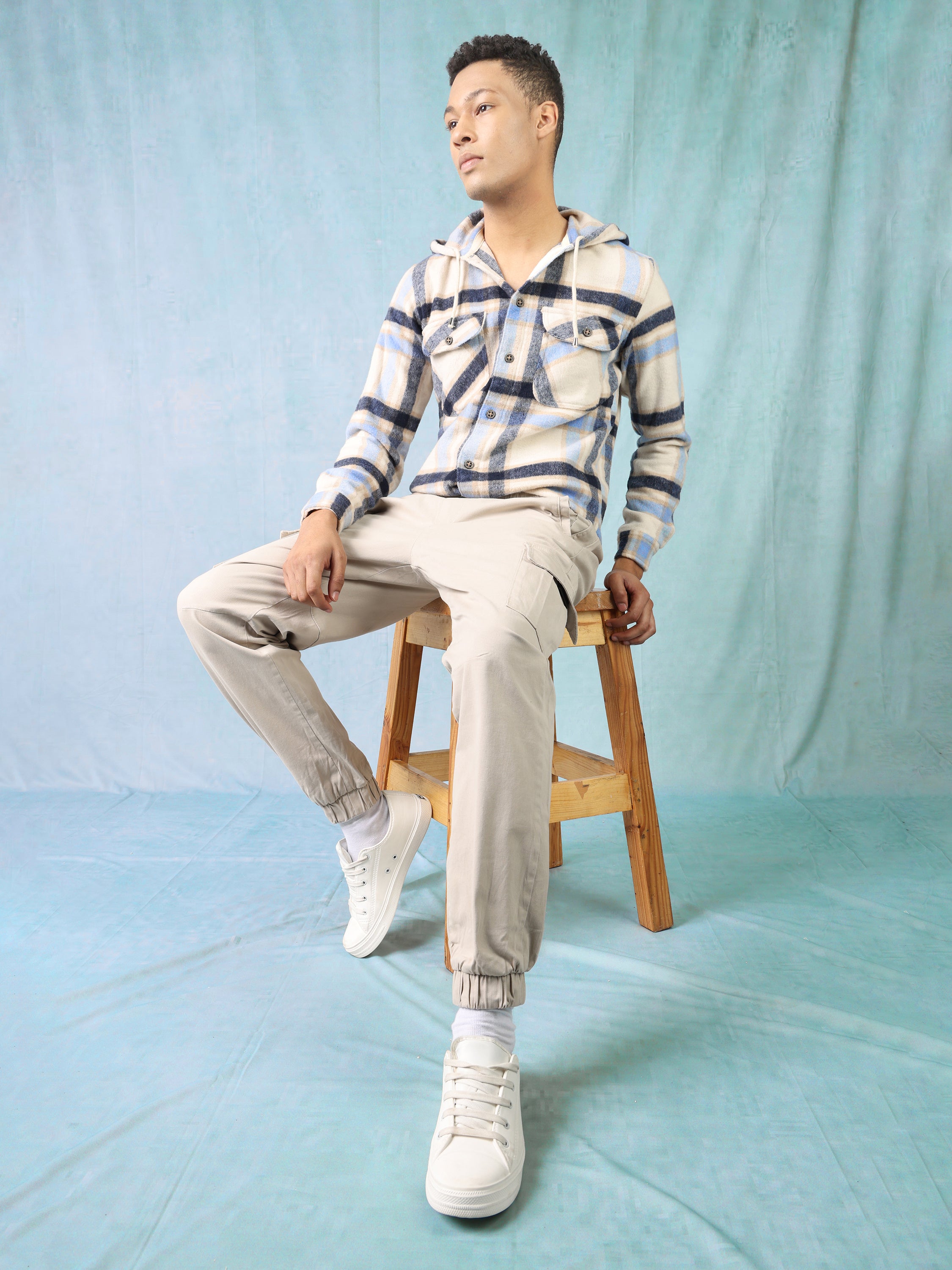 Men Light Beige Mid Rise Cargo Pants
