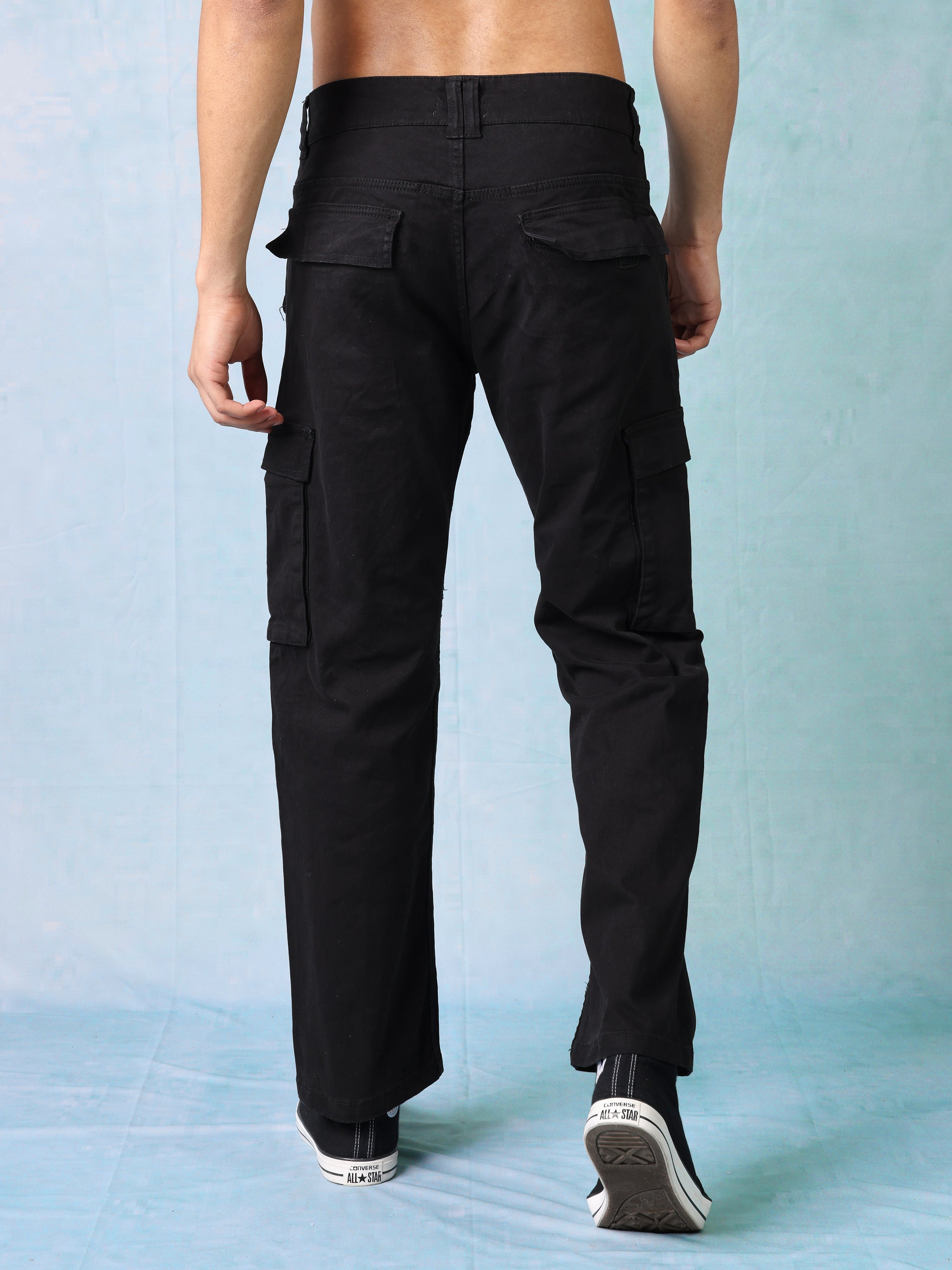 Men Black Regular Fit Cargos Pants