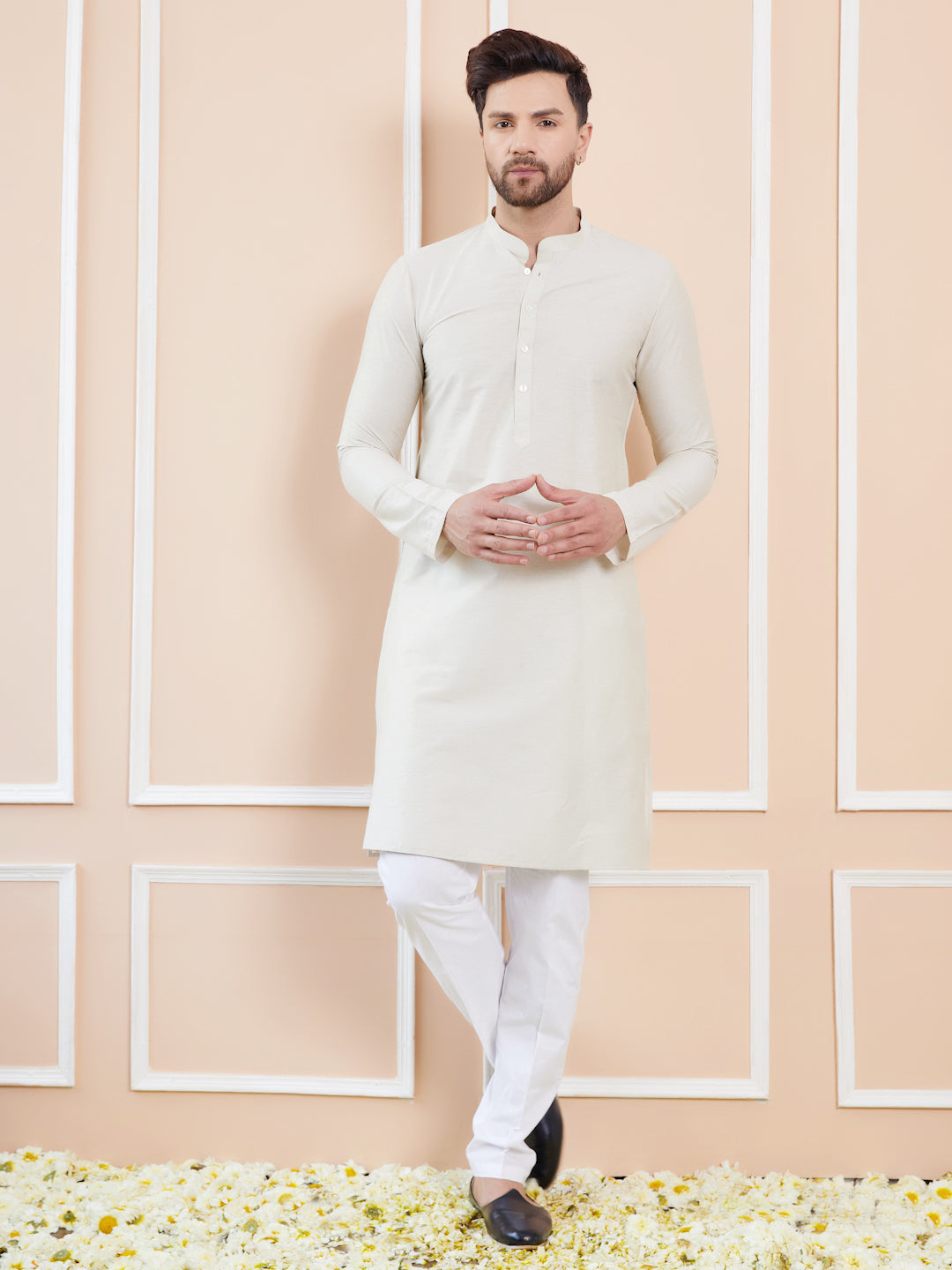 Men Cream Cotton Solid Straight Kurta