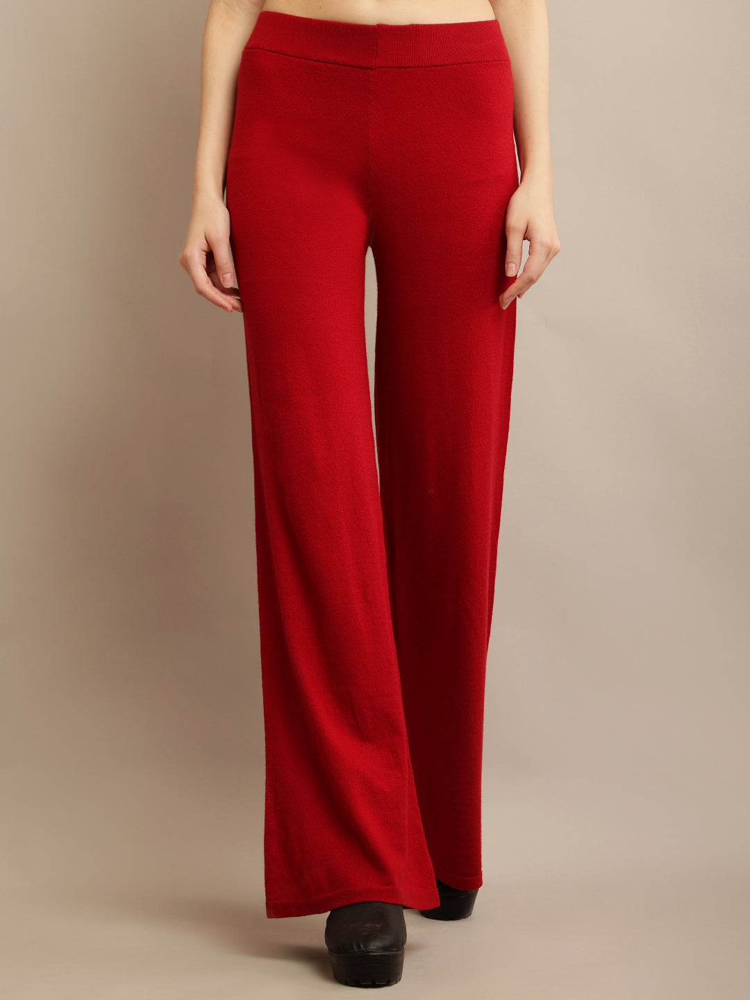 Women Solid Flared Pants