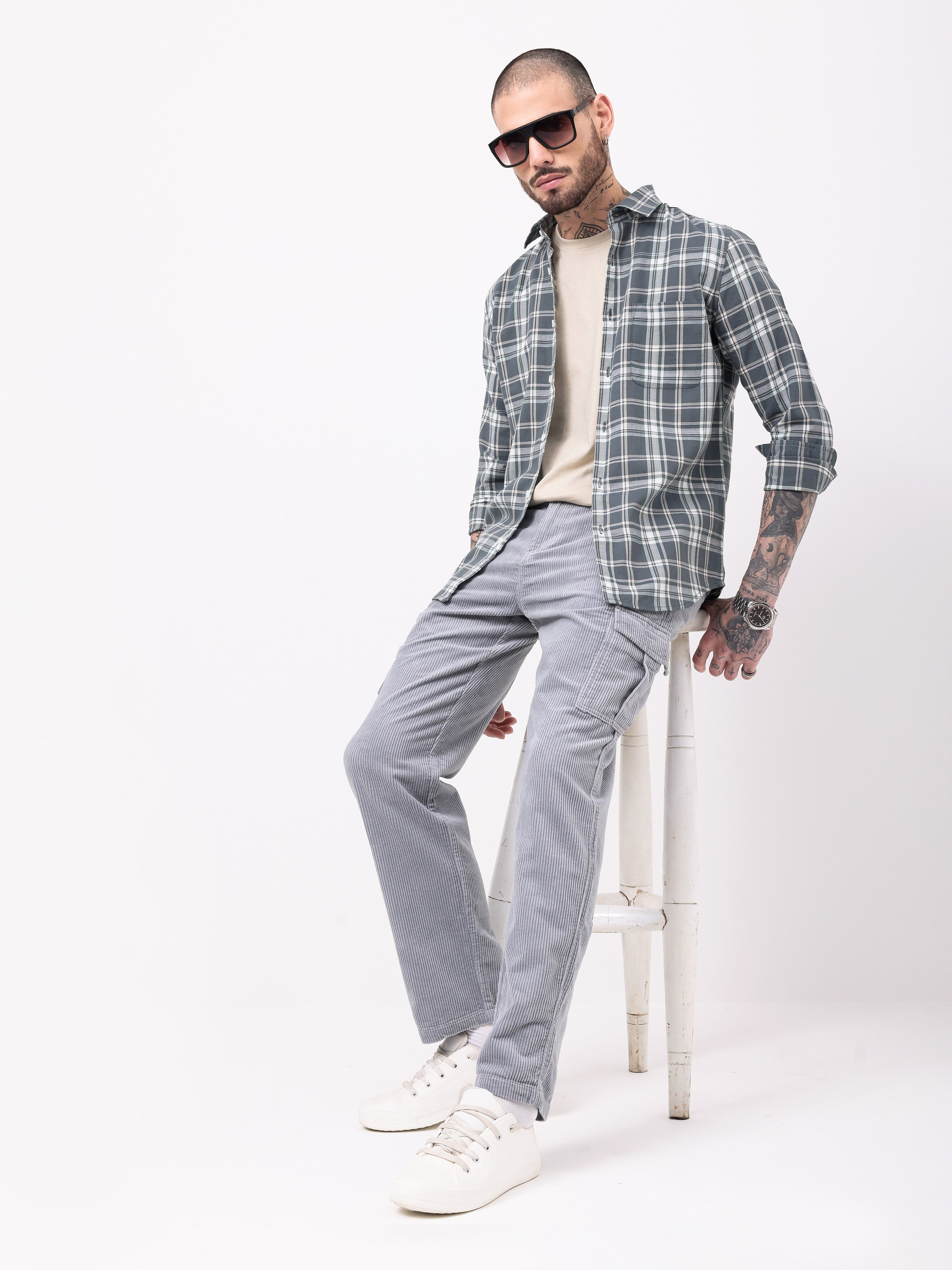 Men Grey Corduroy Regular Fit Cargo Pants