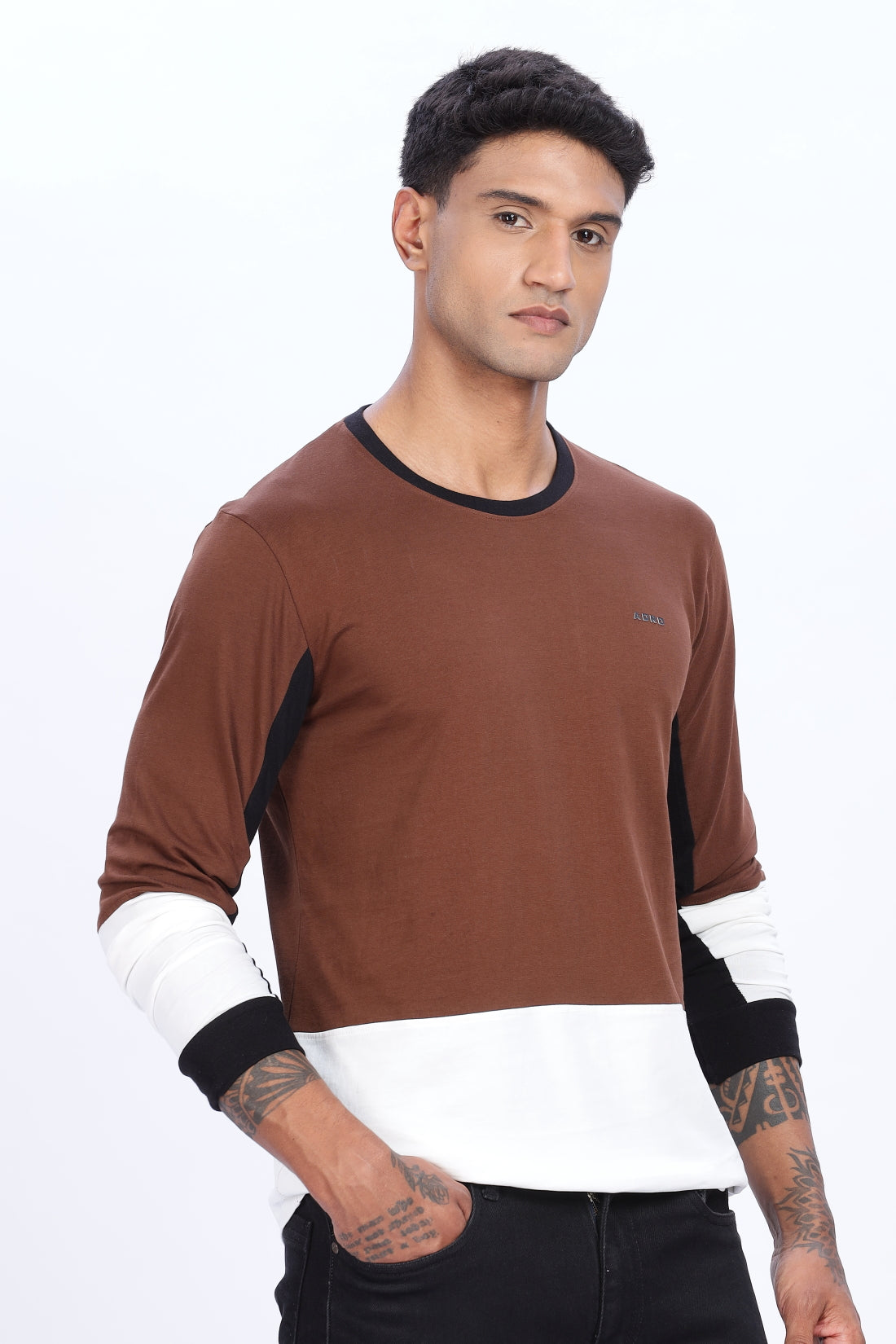 Men Multicolor Full Sleeve Relaxed Fit T-Shirt