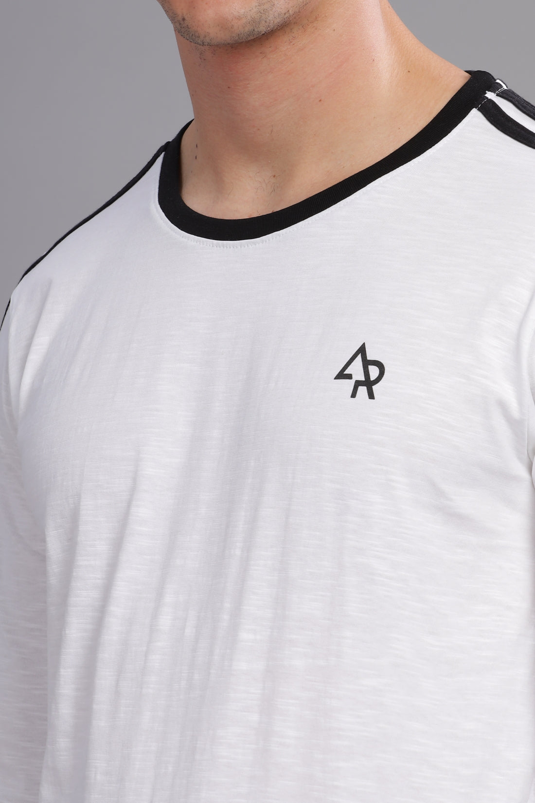 Men White Full Sleeve T-Shirt