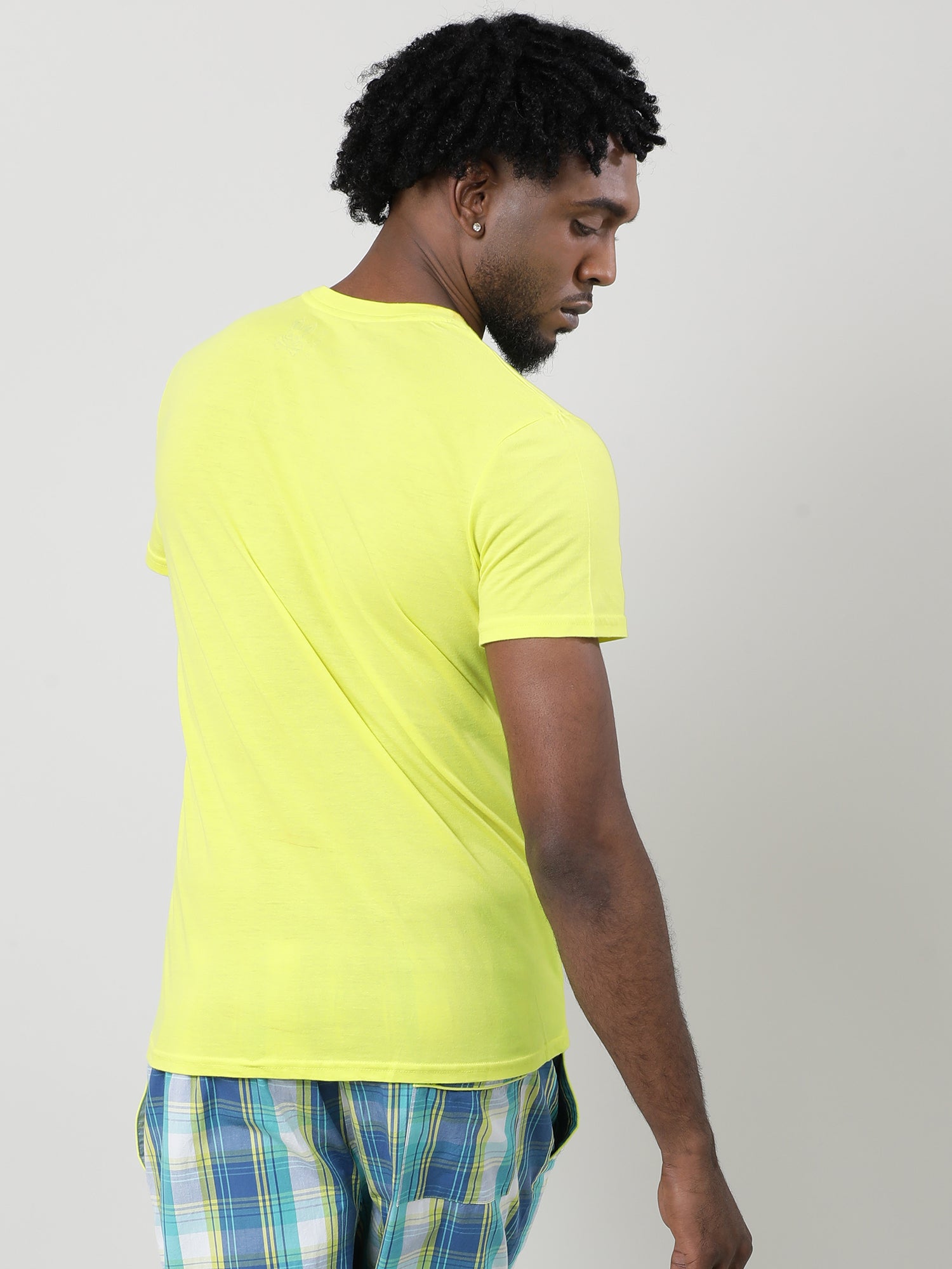 Men Yellow Quick-Dry Relaxed Fit Cotton T-Shirt