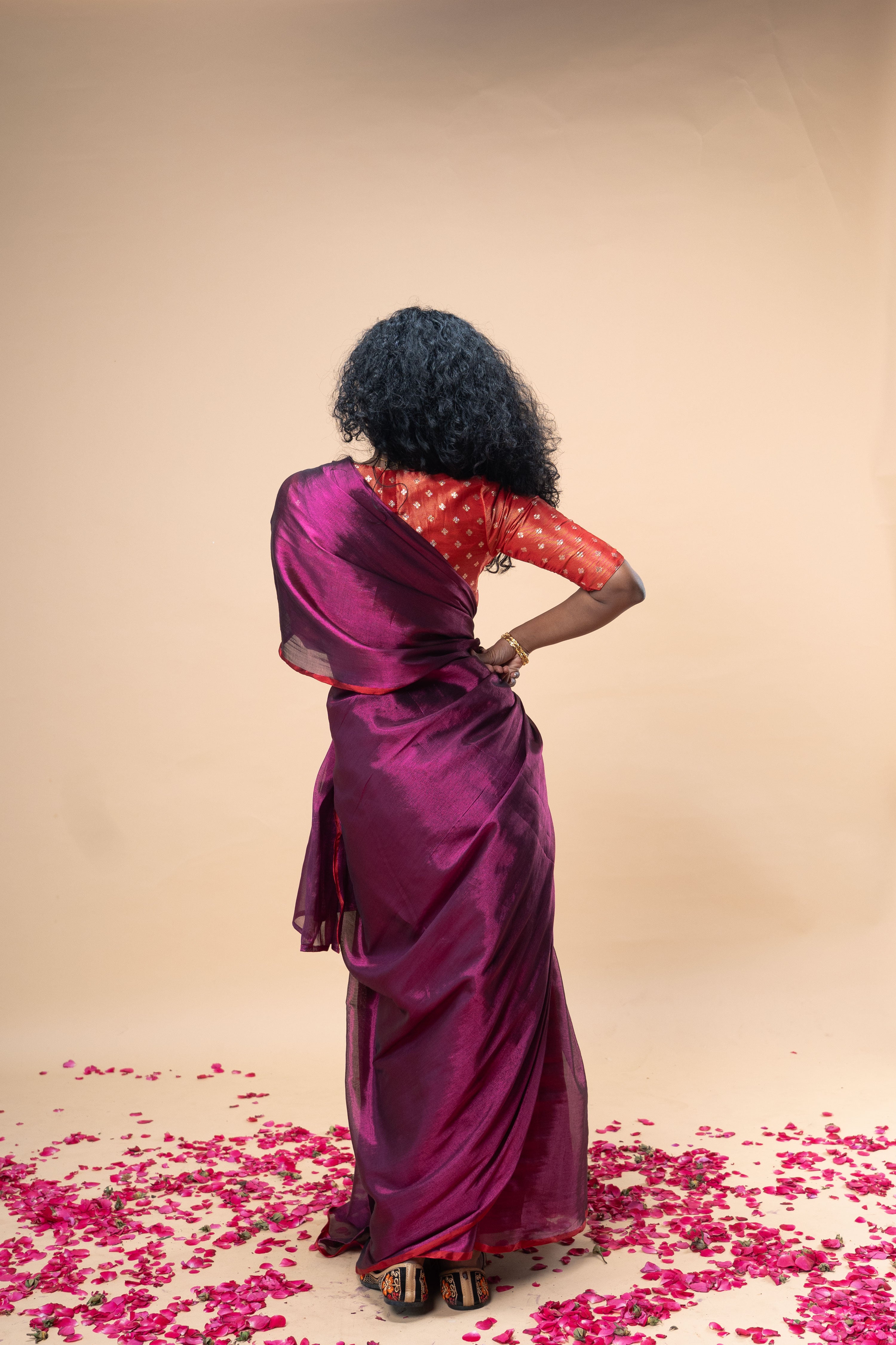 YATRIKA I Purple handwoven tissue saree with red border