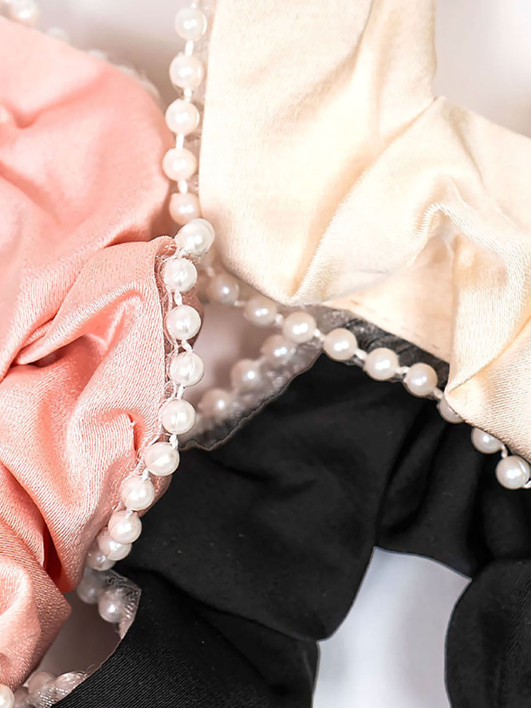Pearl Scrunchies Set Of 3