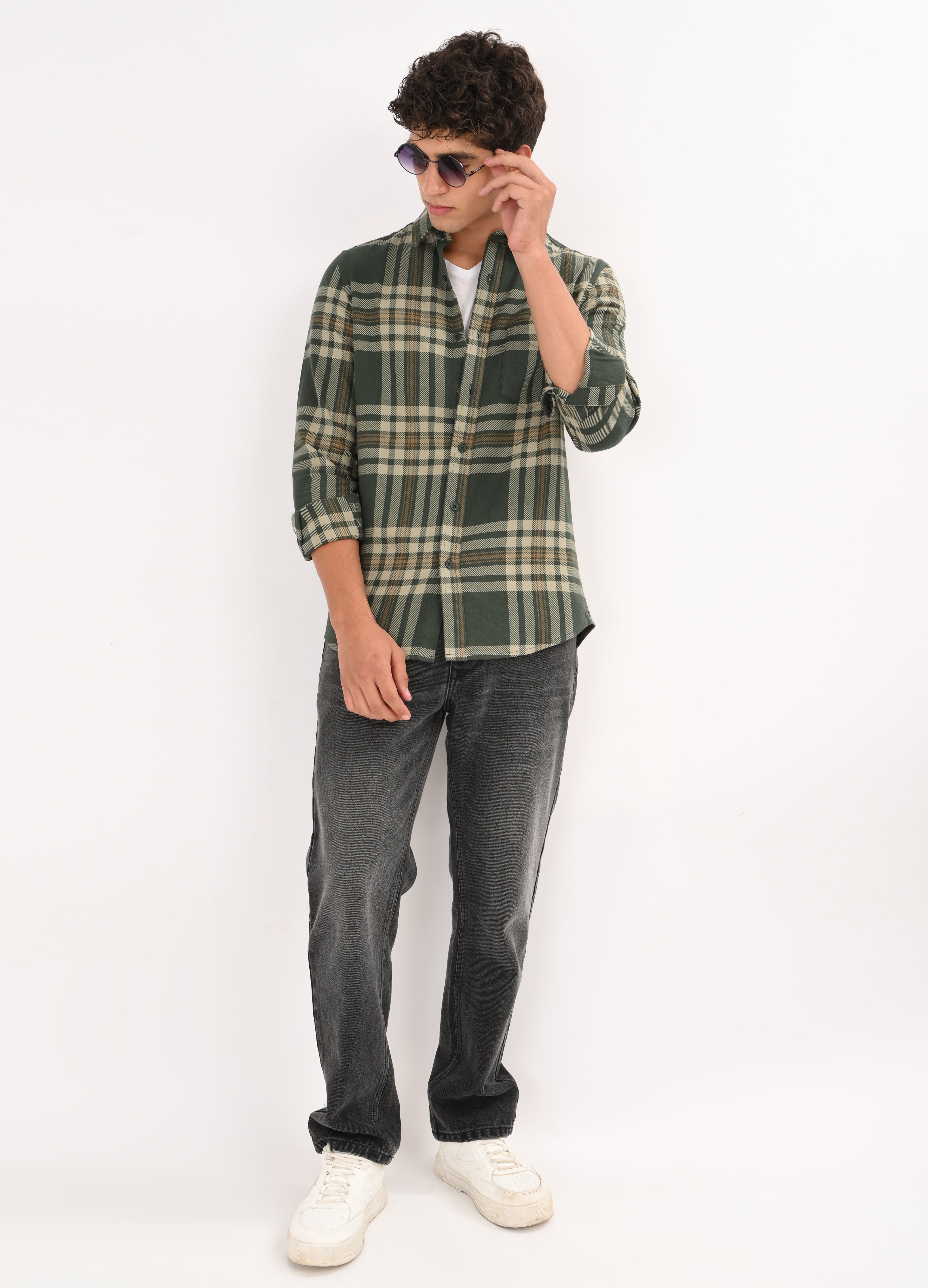 Men Green Classic Checked Shirt