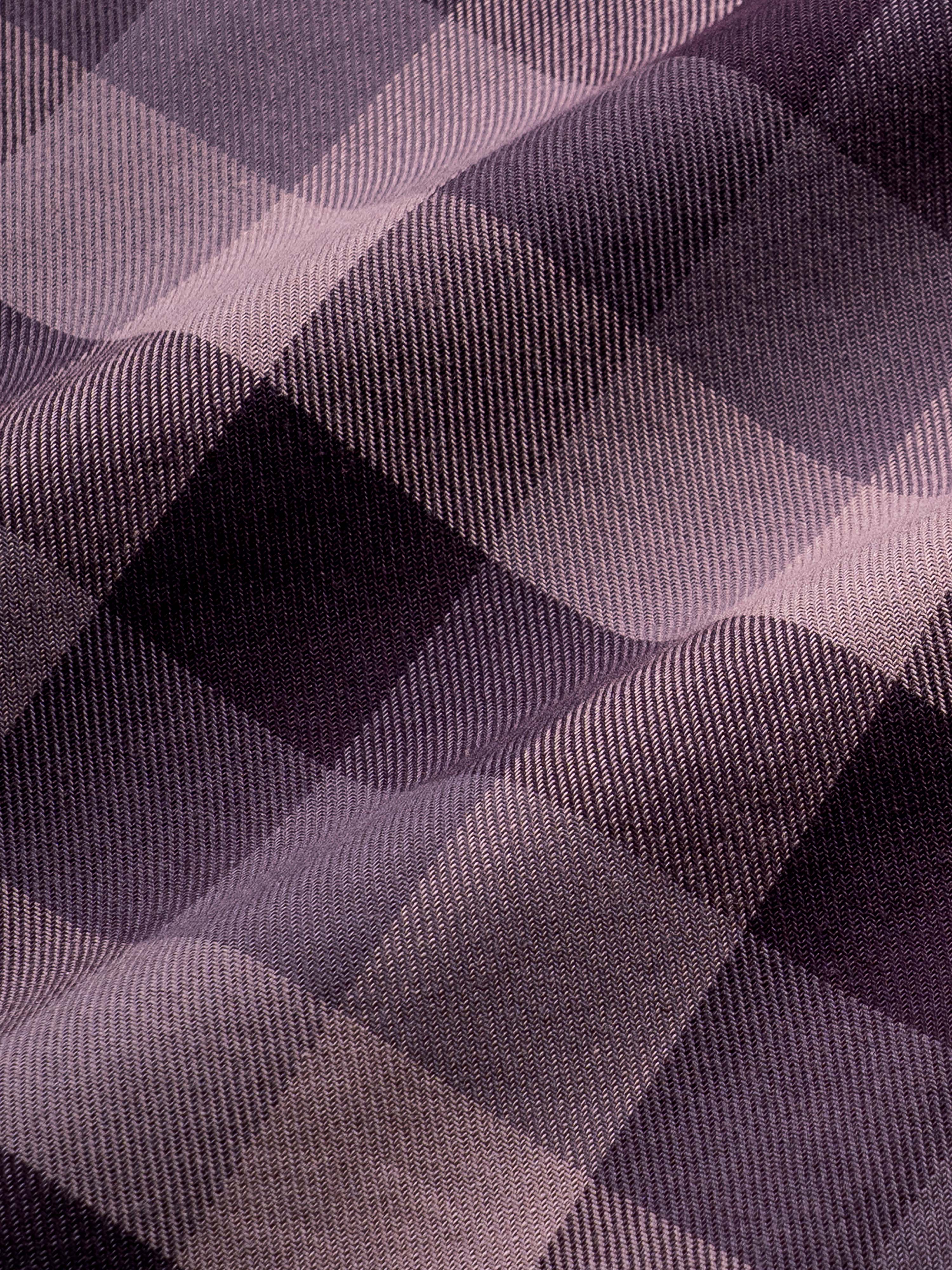 Men Magenta Checked Shirt