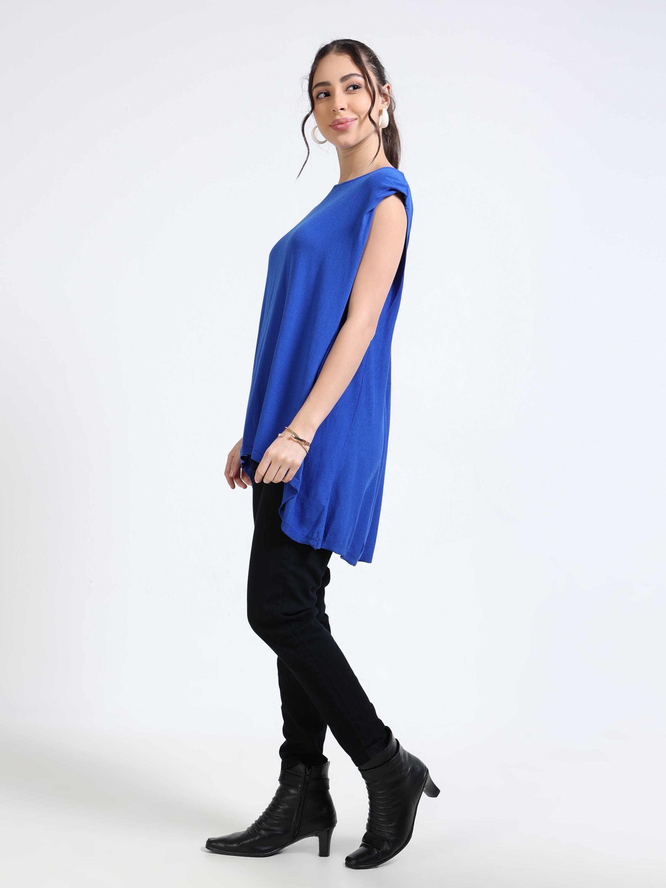 Women Blue Knitted High Low Hem Top