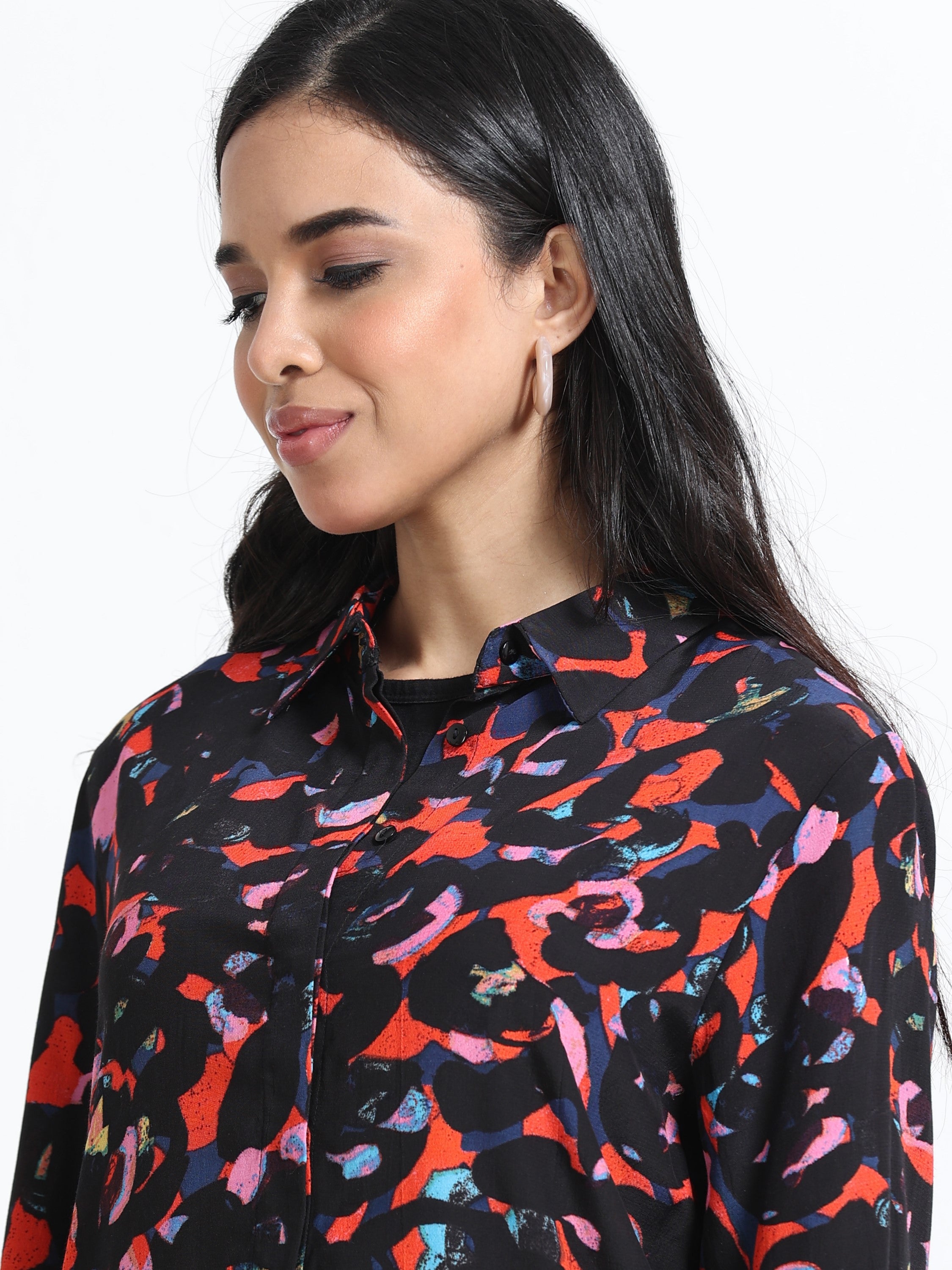 Women Viscose All Over Motif Shirt