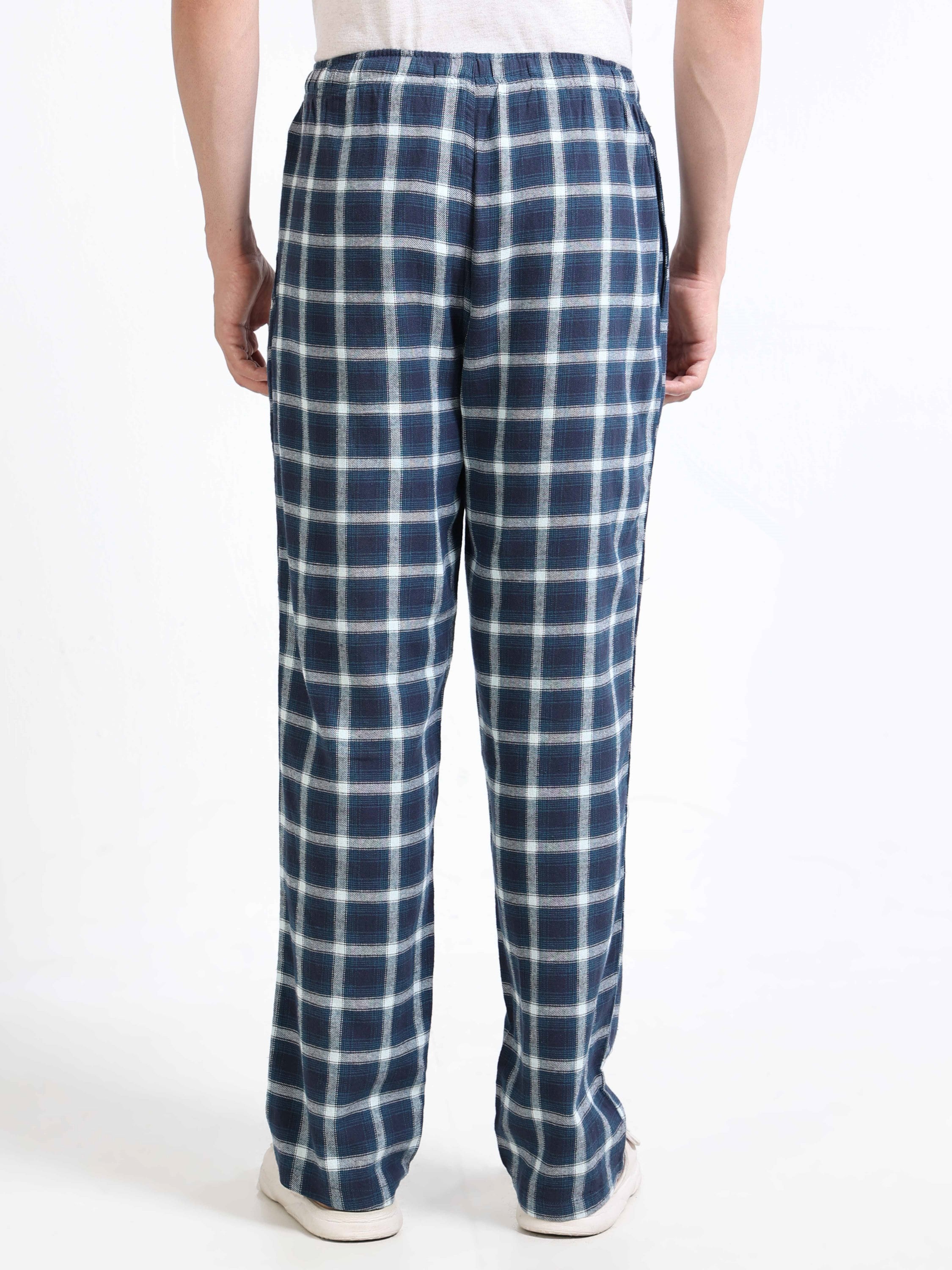 Men Blue & White Plaid Pants