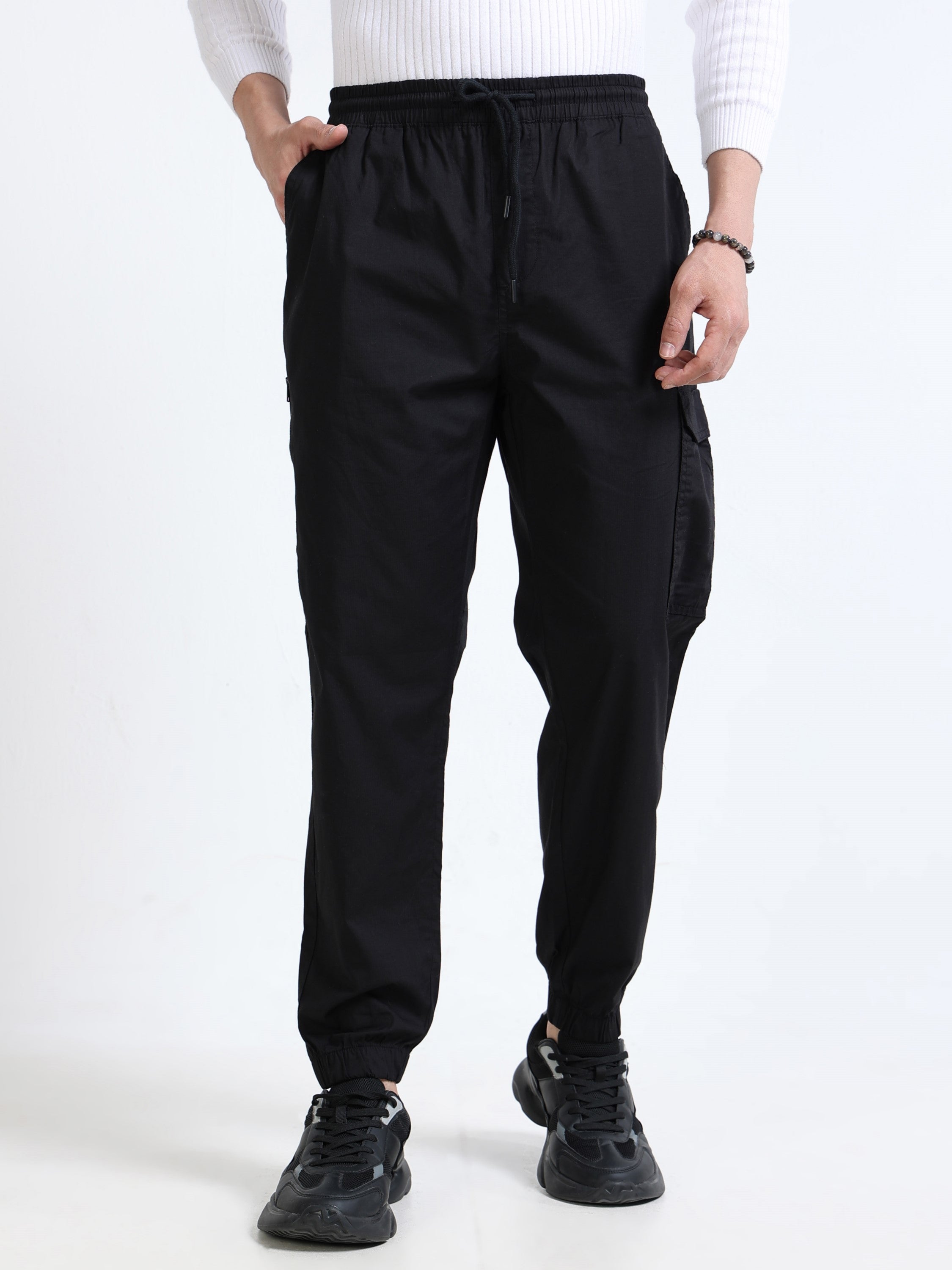 Men Black Regular Fit Cargo Jogger Pants