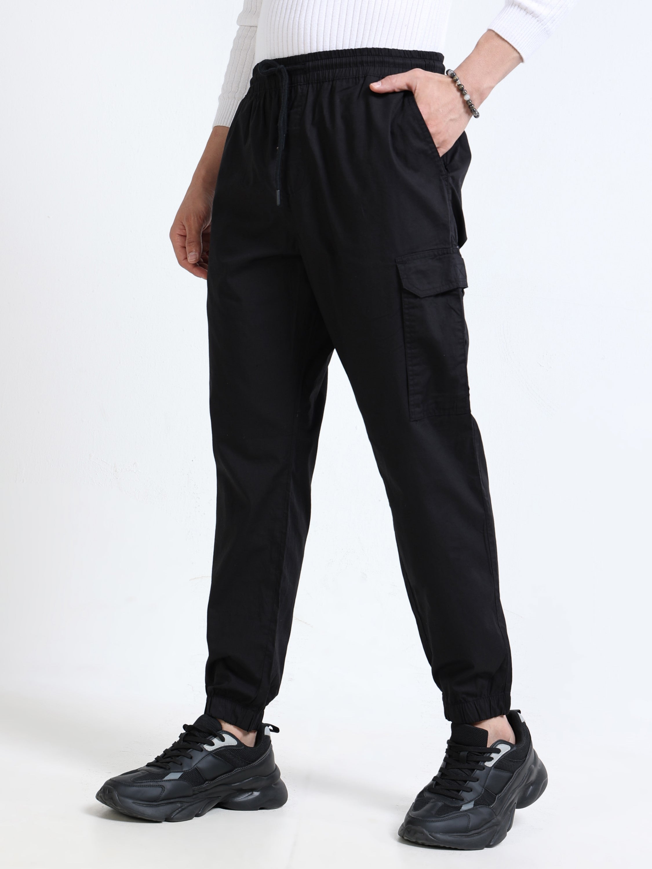 Men Black Regular Fit Cargo Jogger Pants