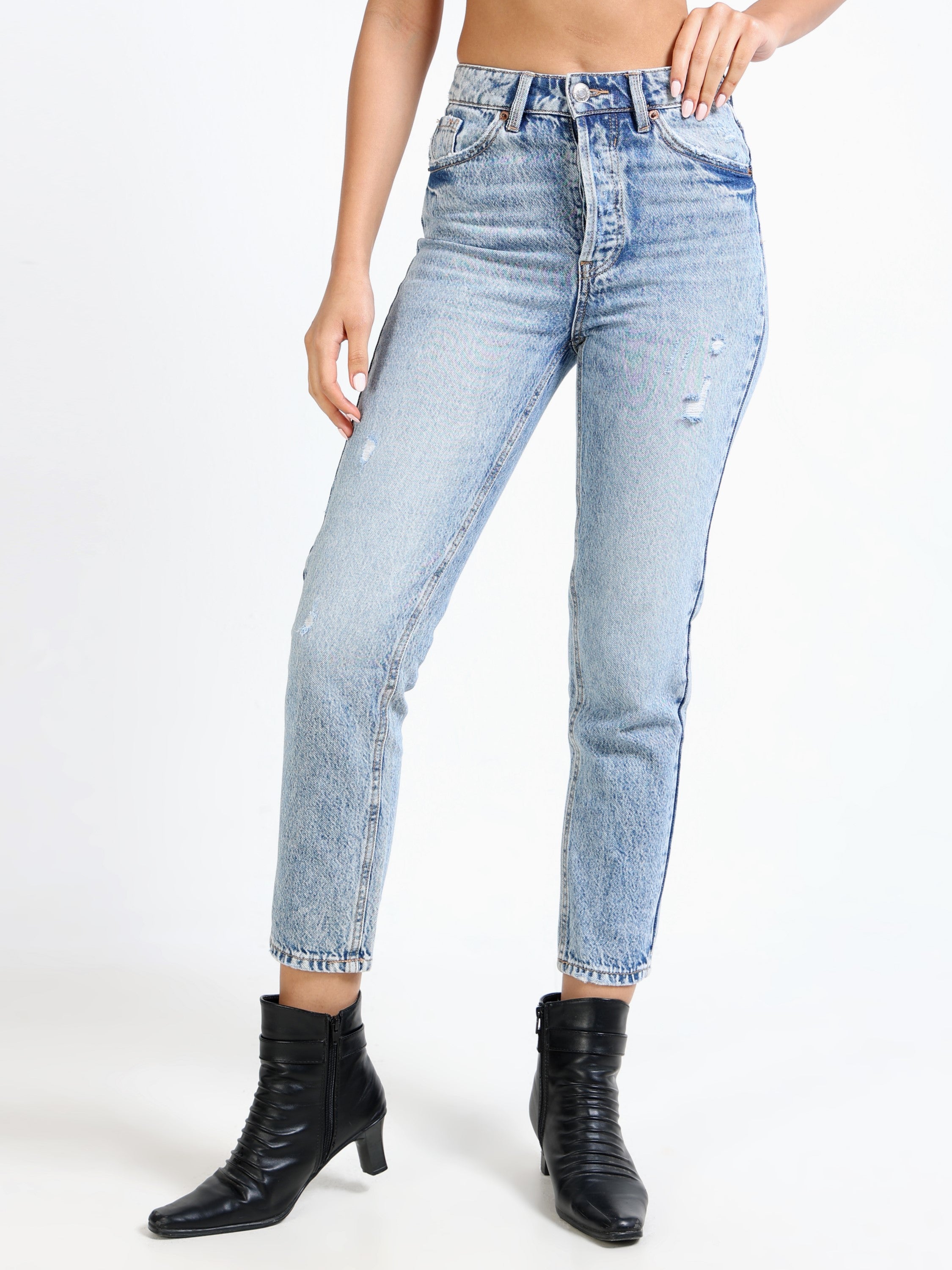 Women Light Blue Slim Fit Denims
