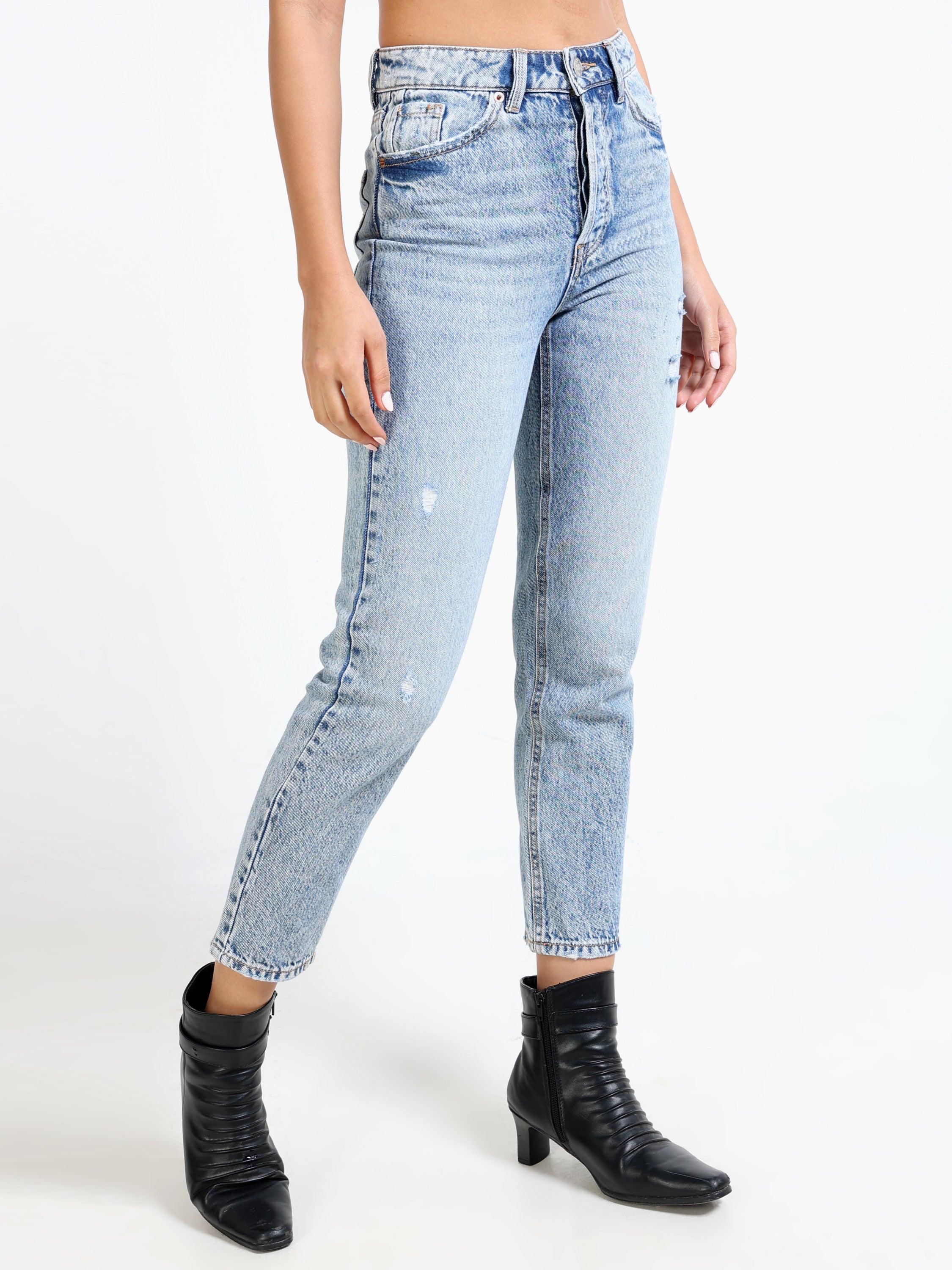 Women Light Blue Slim Fit Denims
