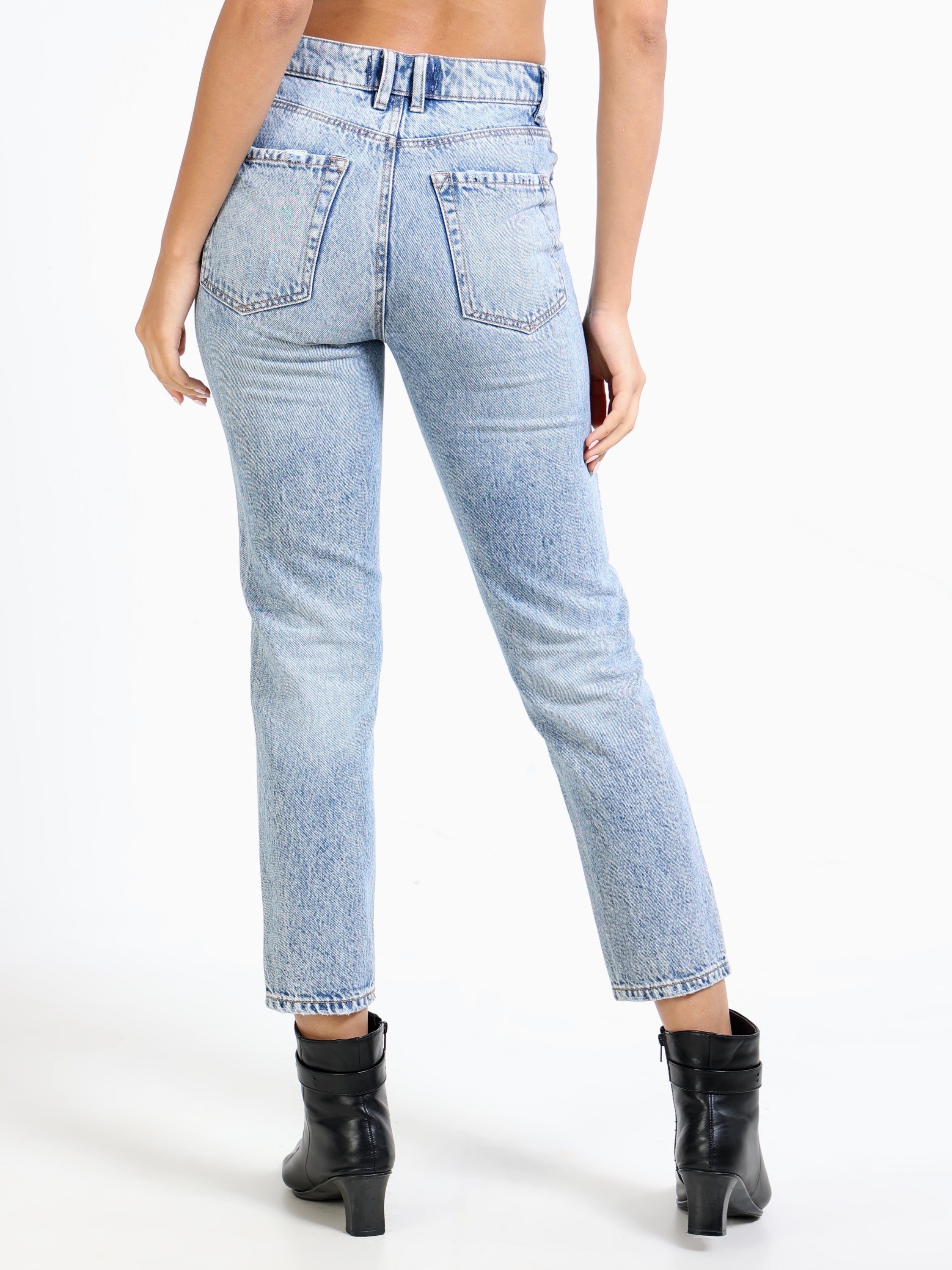 Women Light Blue Slim Fit Denims