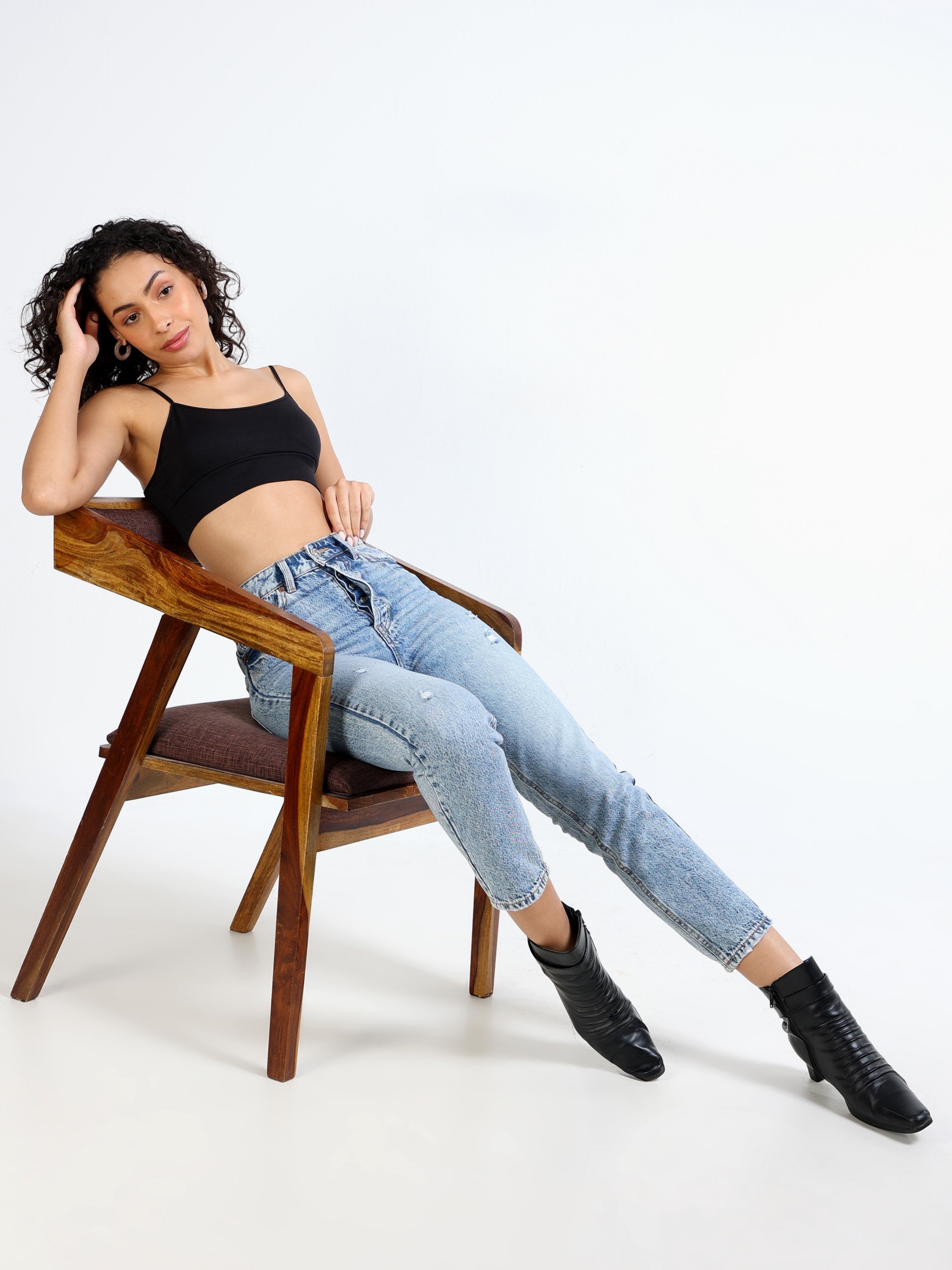 Women Light Blue Slim Fit Denims