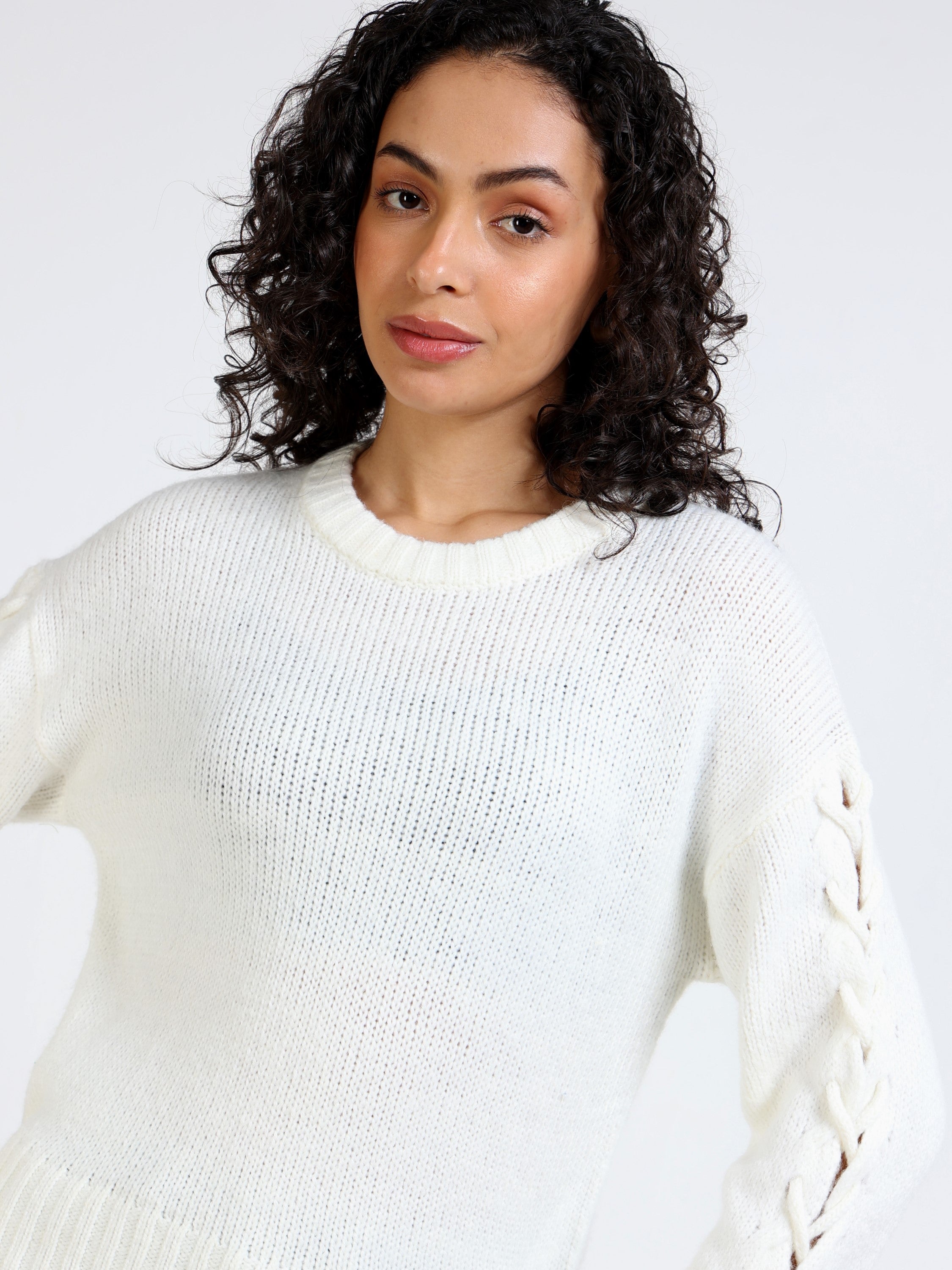 Women White Solid Pullover Sweater