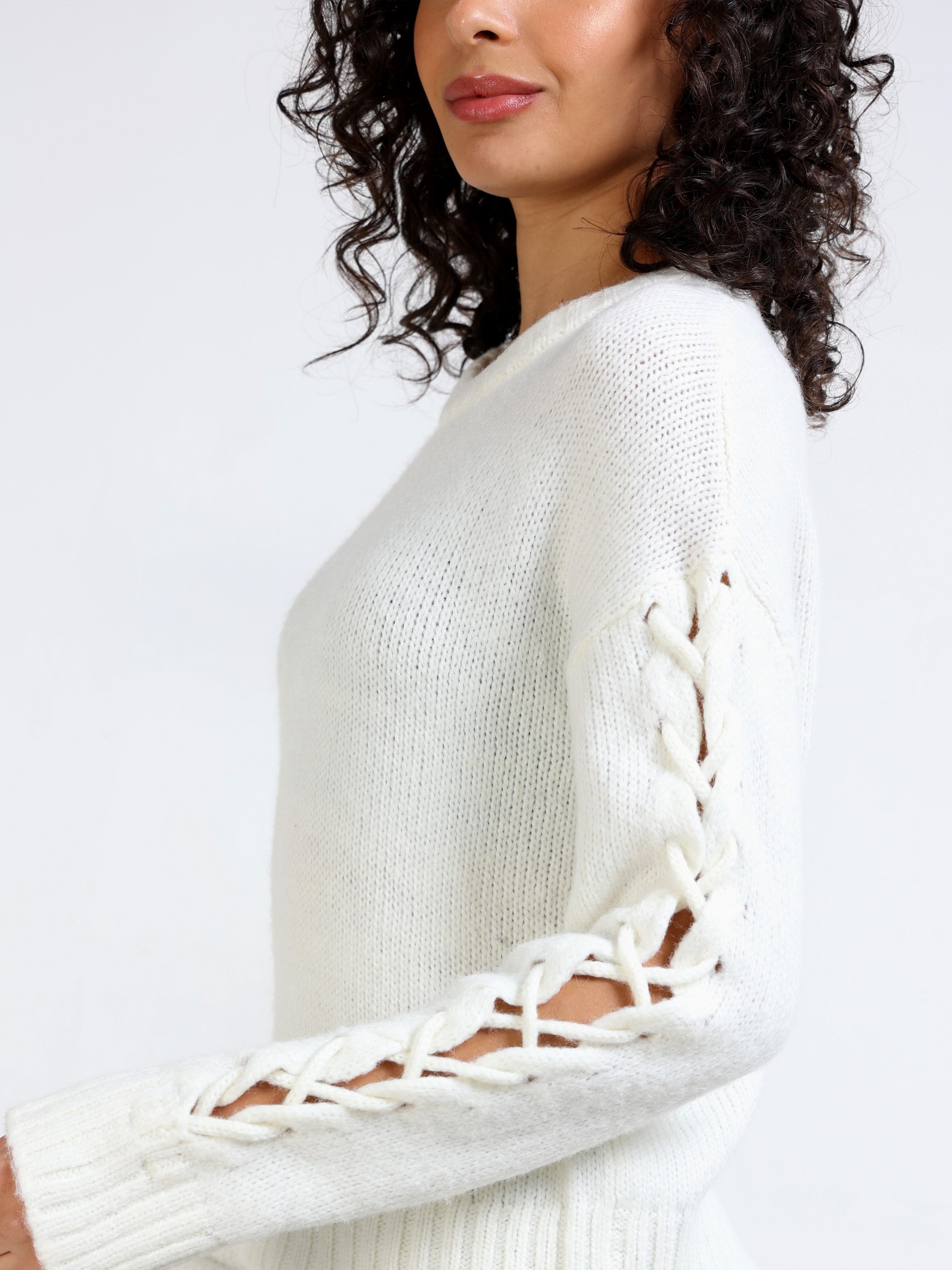 Women White Solid Pullover Sweater