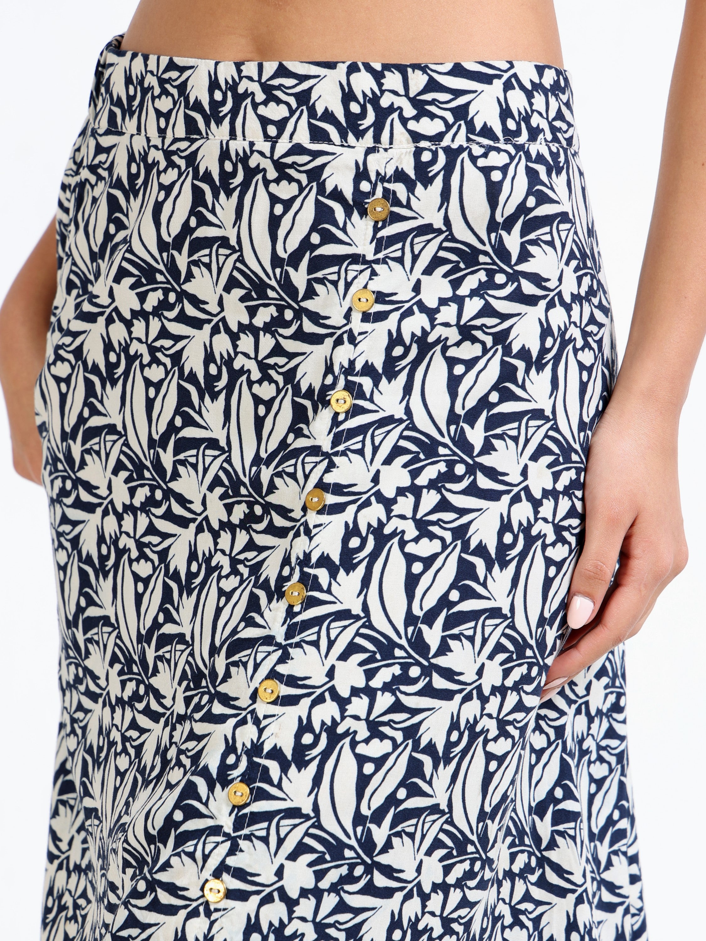 Women Navy Printed Straight Skirt