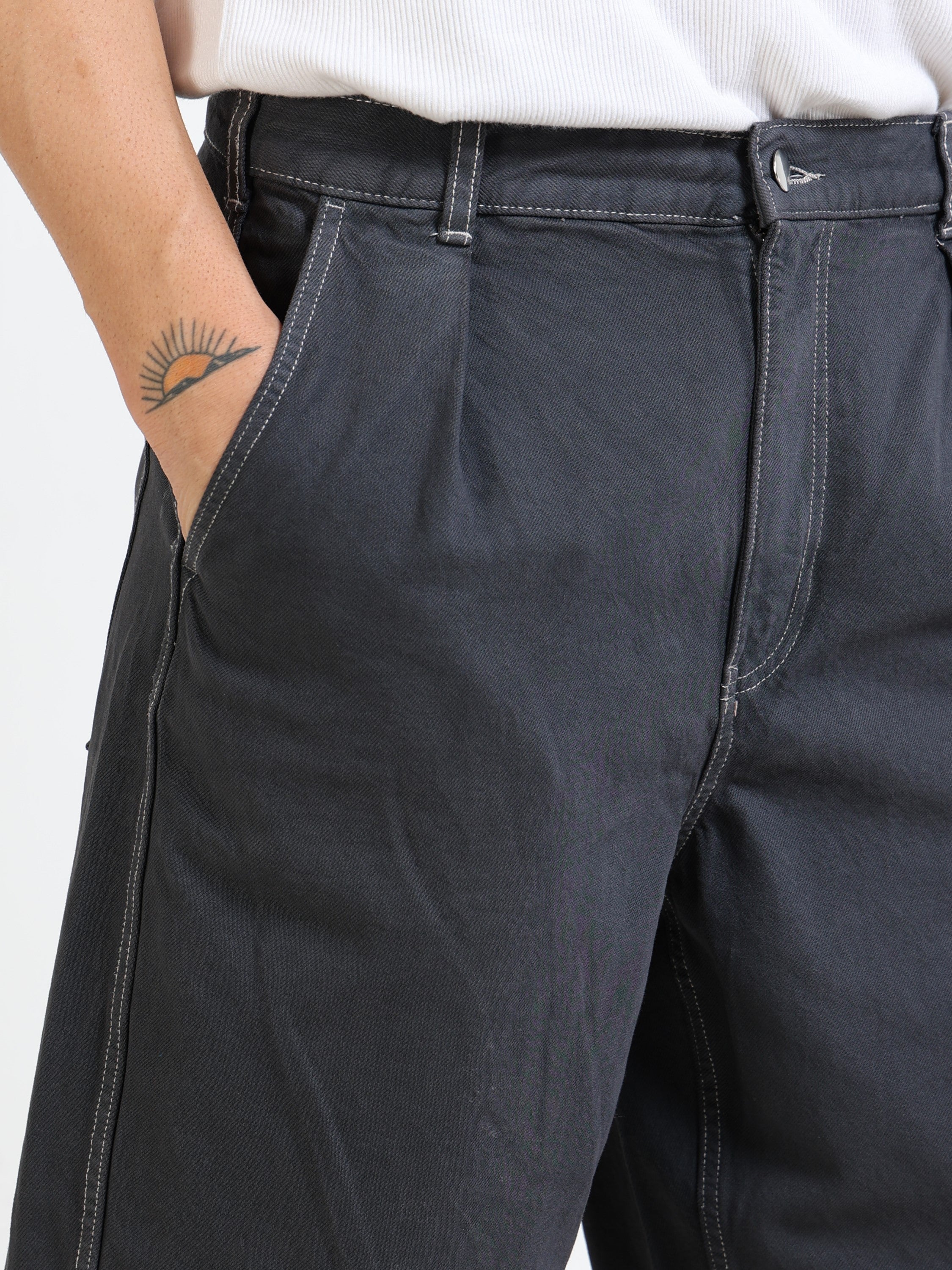 Men Black Baagy Fit Denim
