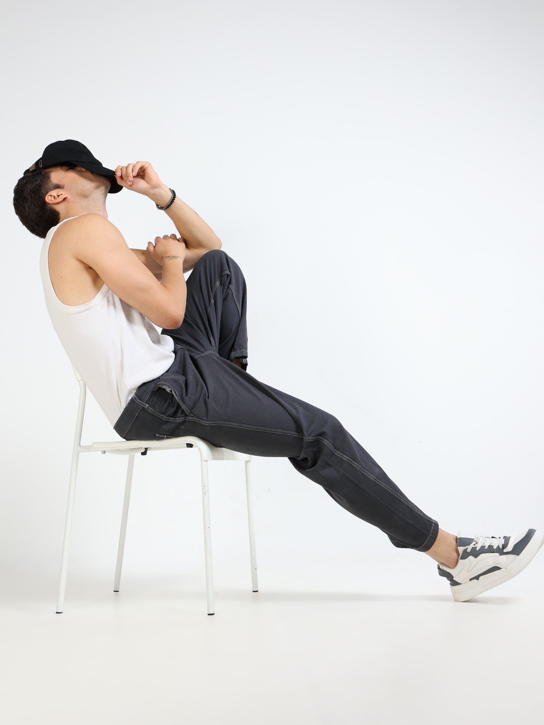 Men Black Baagy Fit Denim