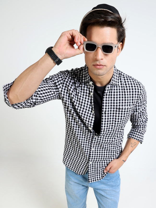 Men Black & White Check Full Sleeve Shirt