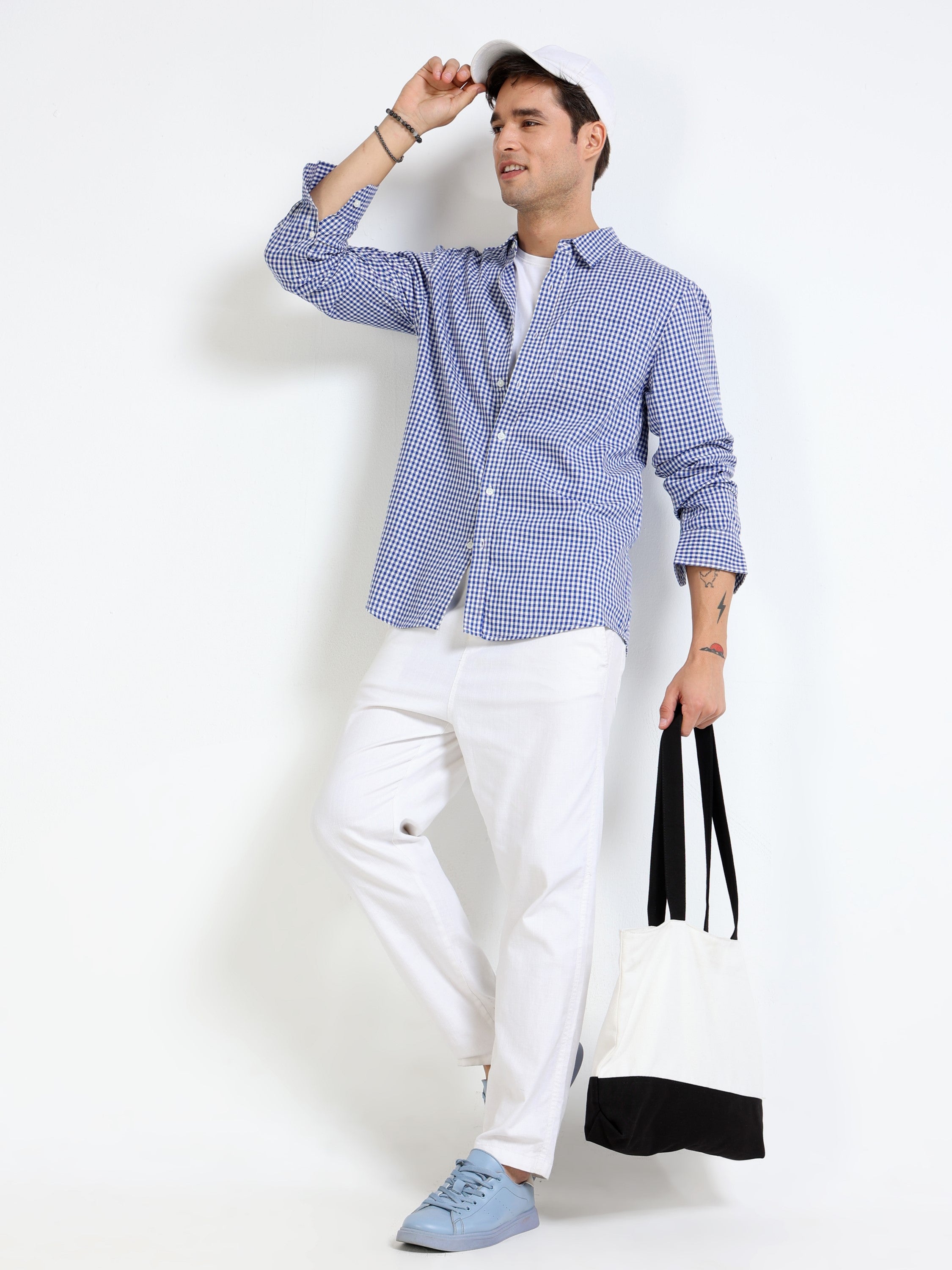 Men Blue & White Check Slim Fit Shirt
