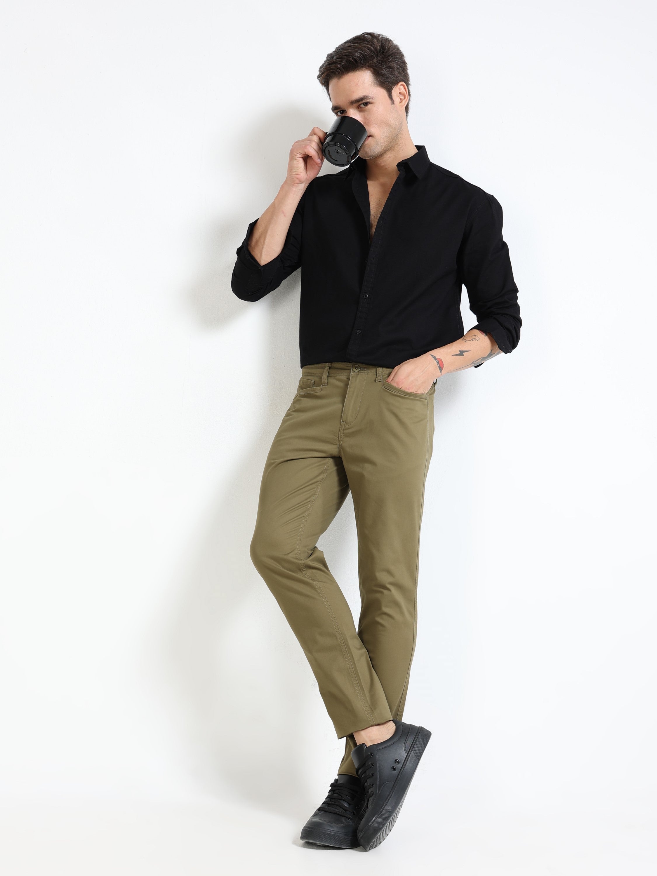 Men Olive Slim Fit Pant