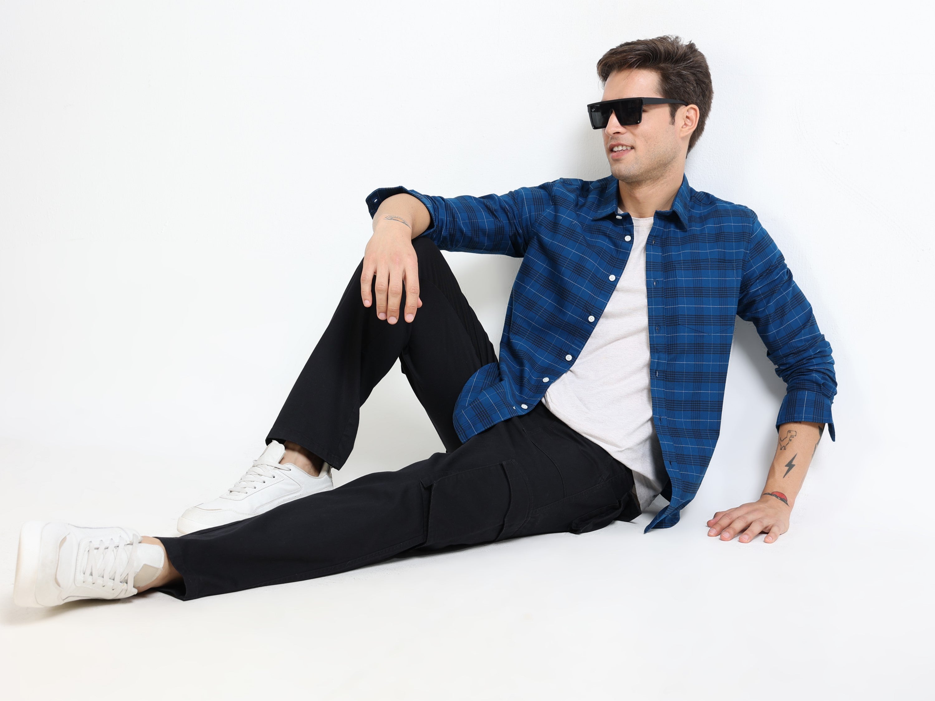 Men Blue & Black Check Slim Fit Shirt