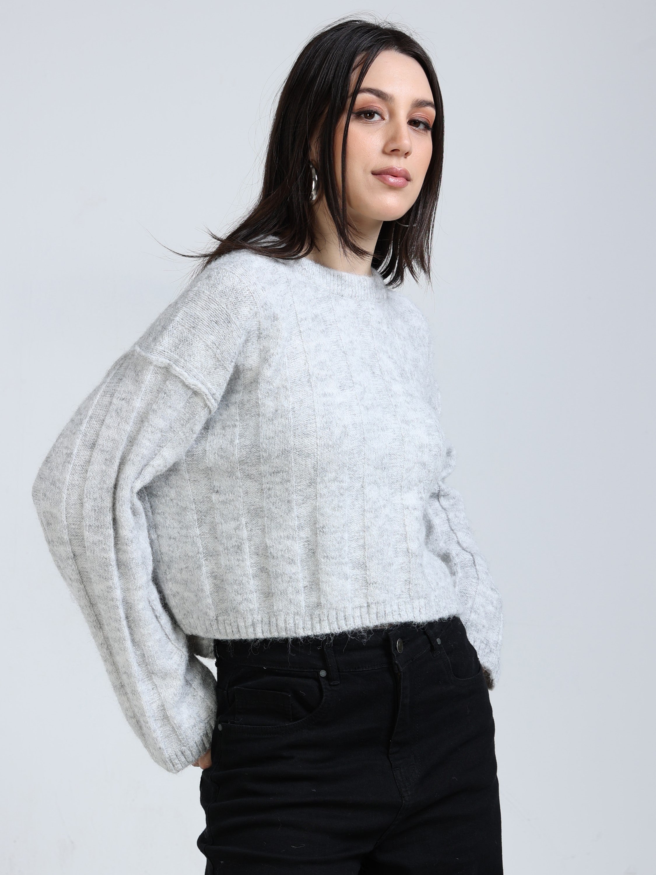 Women Grey Solid Crew Neck Baggy Sweater