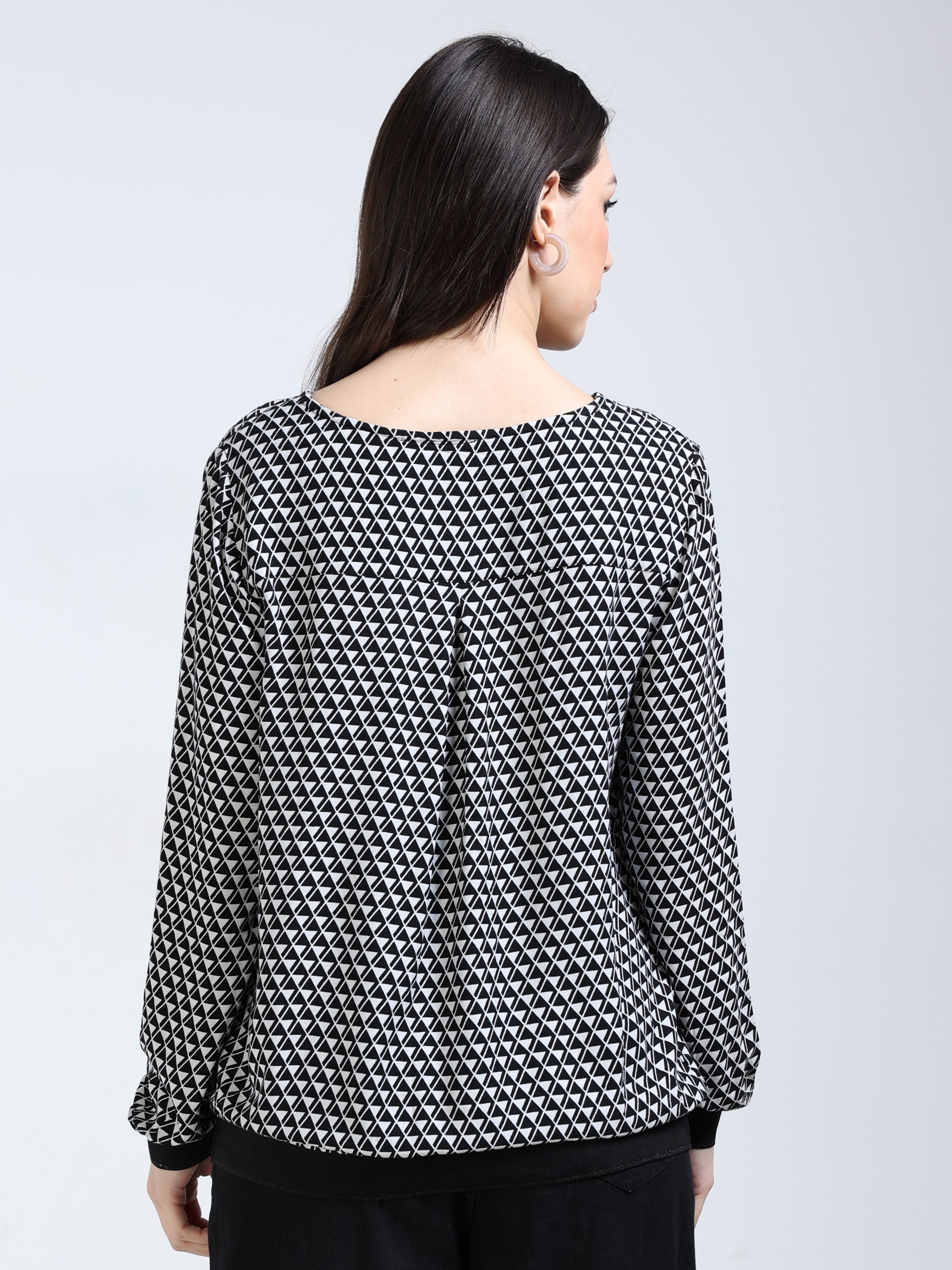 Women White Geometrical Print Top