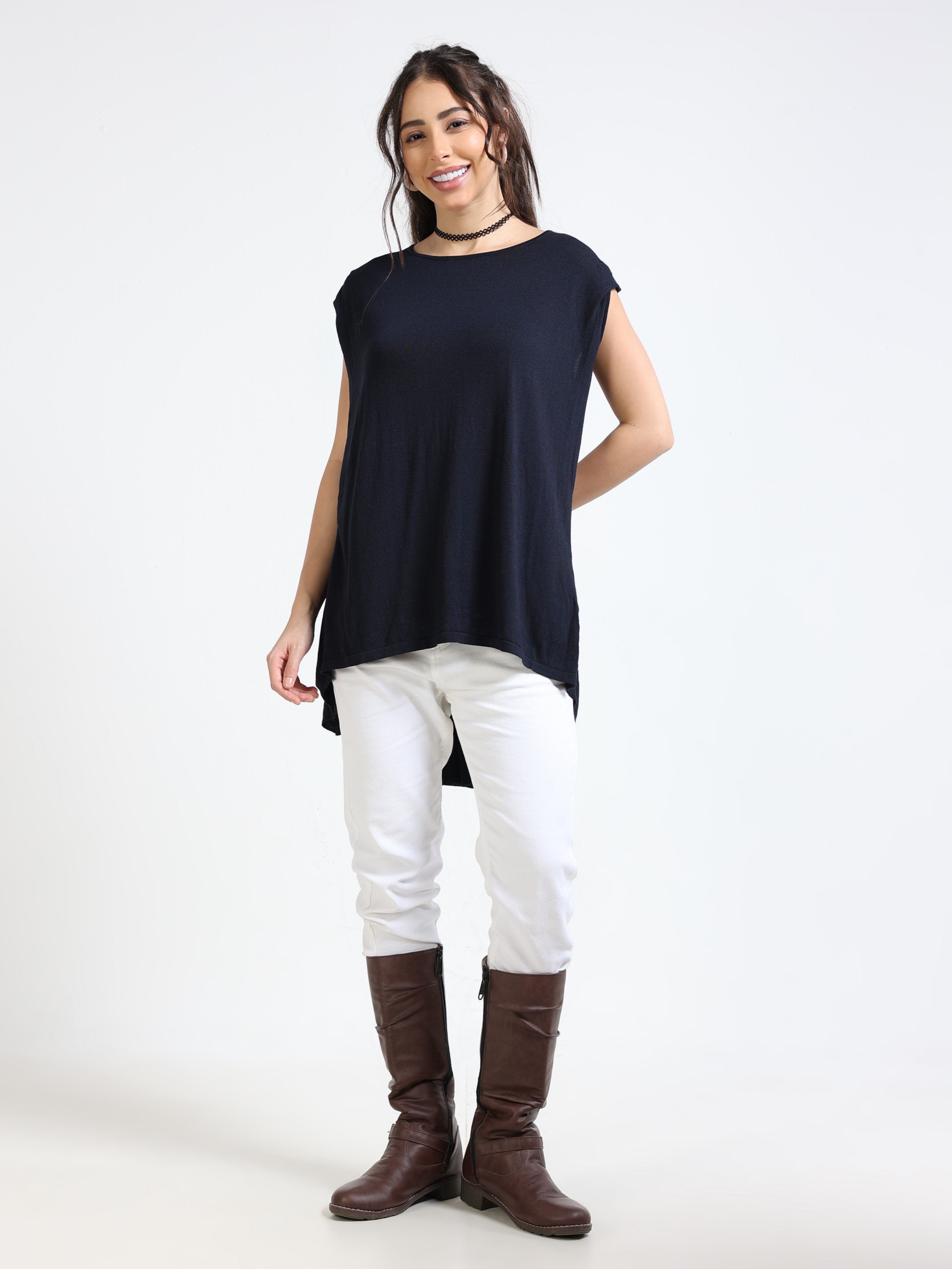 Women Black Knitted High Low Hem Top