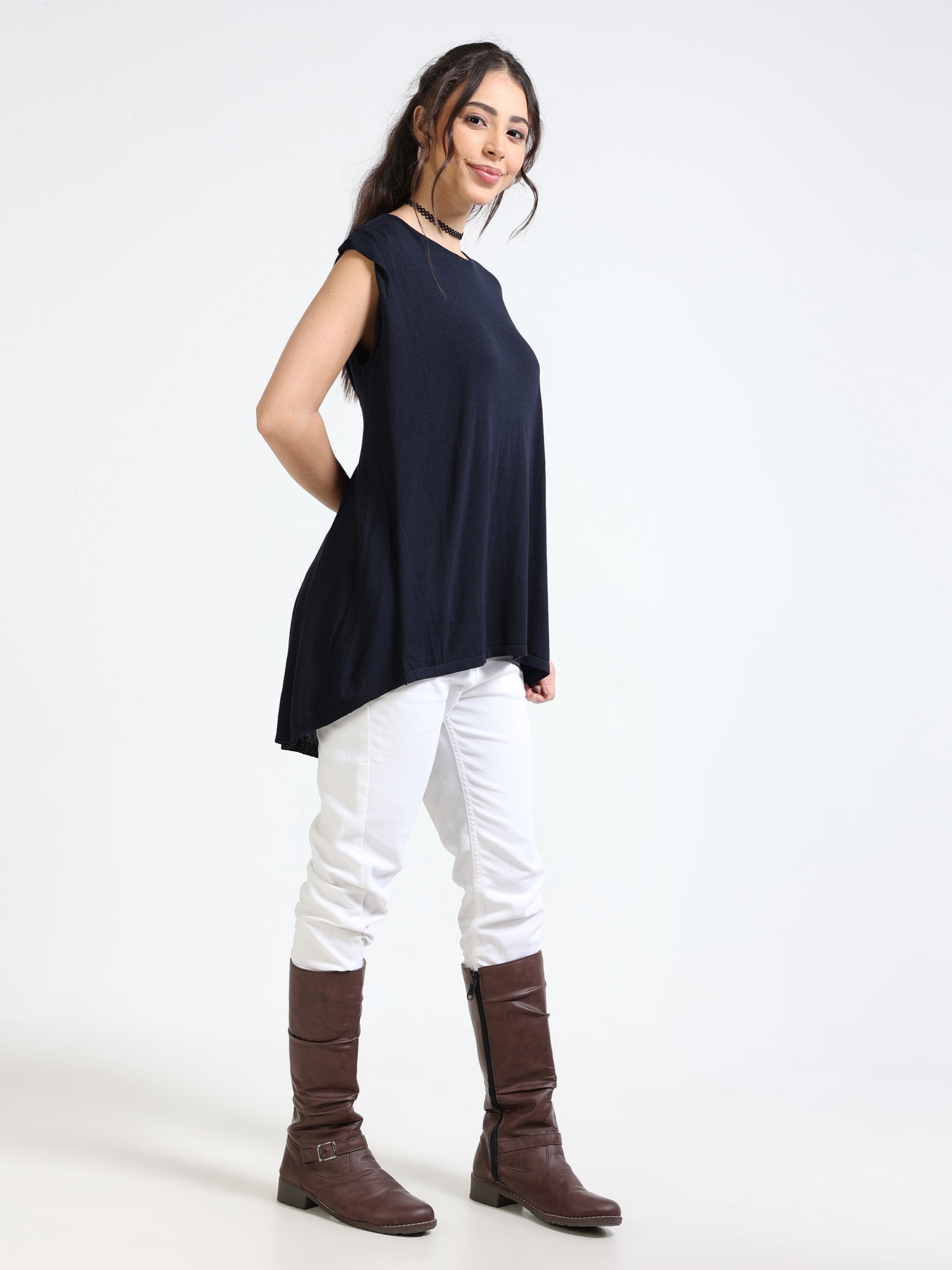 Women Black Knitted High Low Hem Top