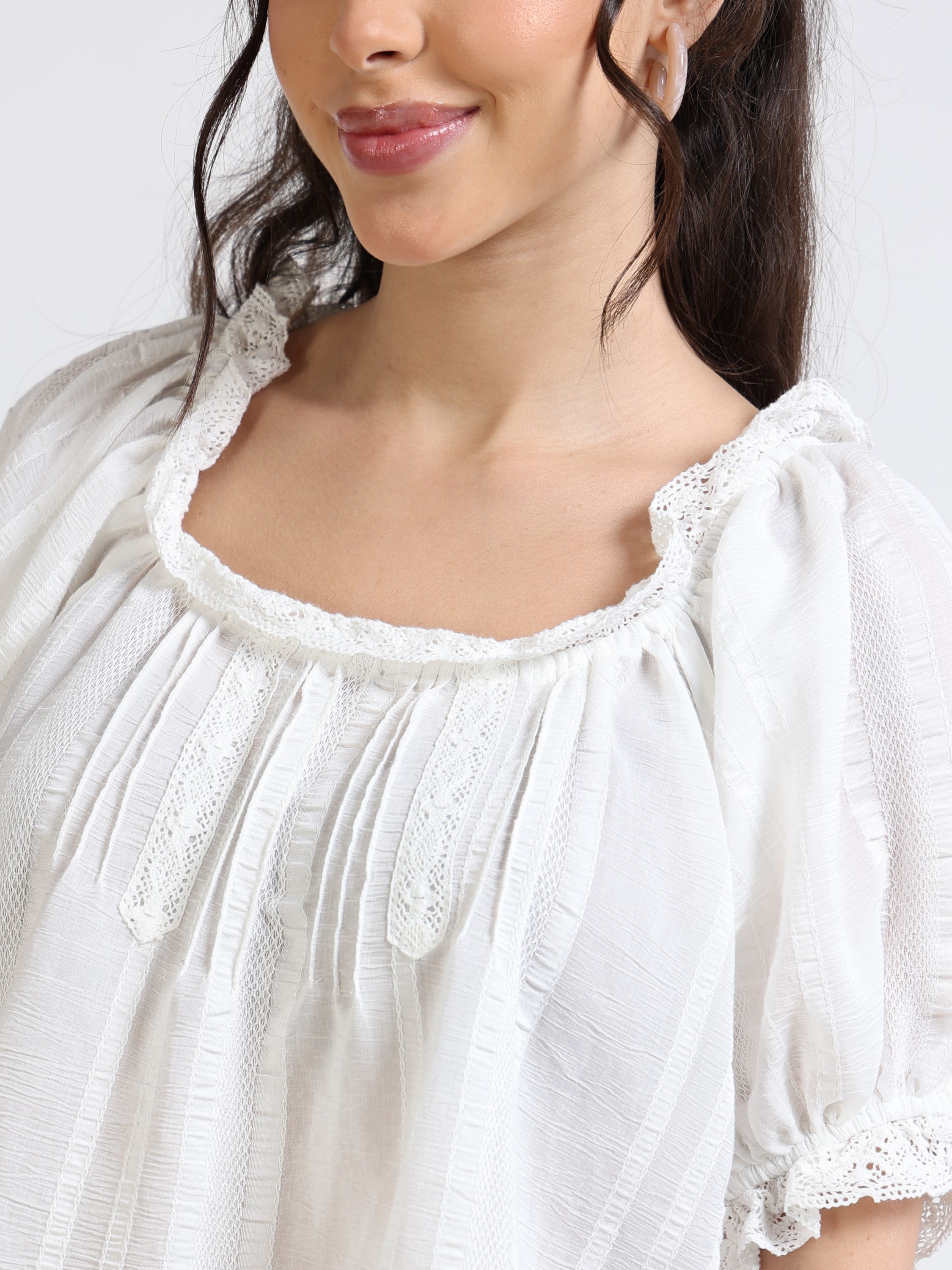Women White Off Shoulder Balloon Sleeve Top