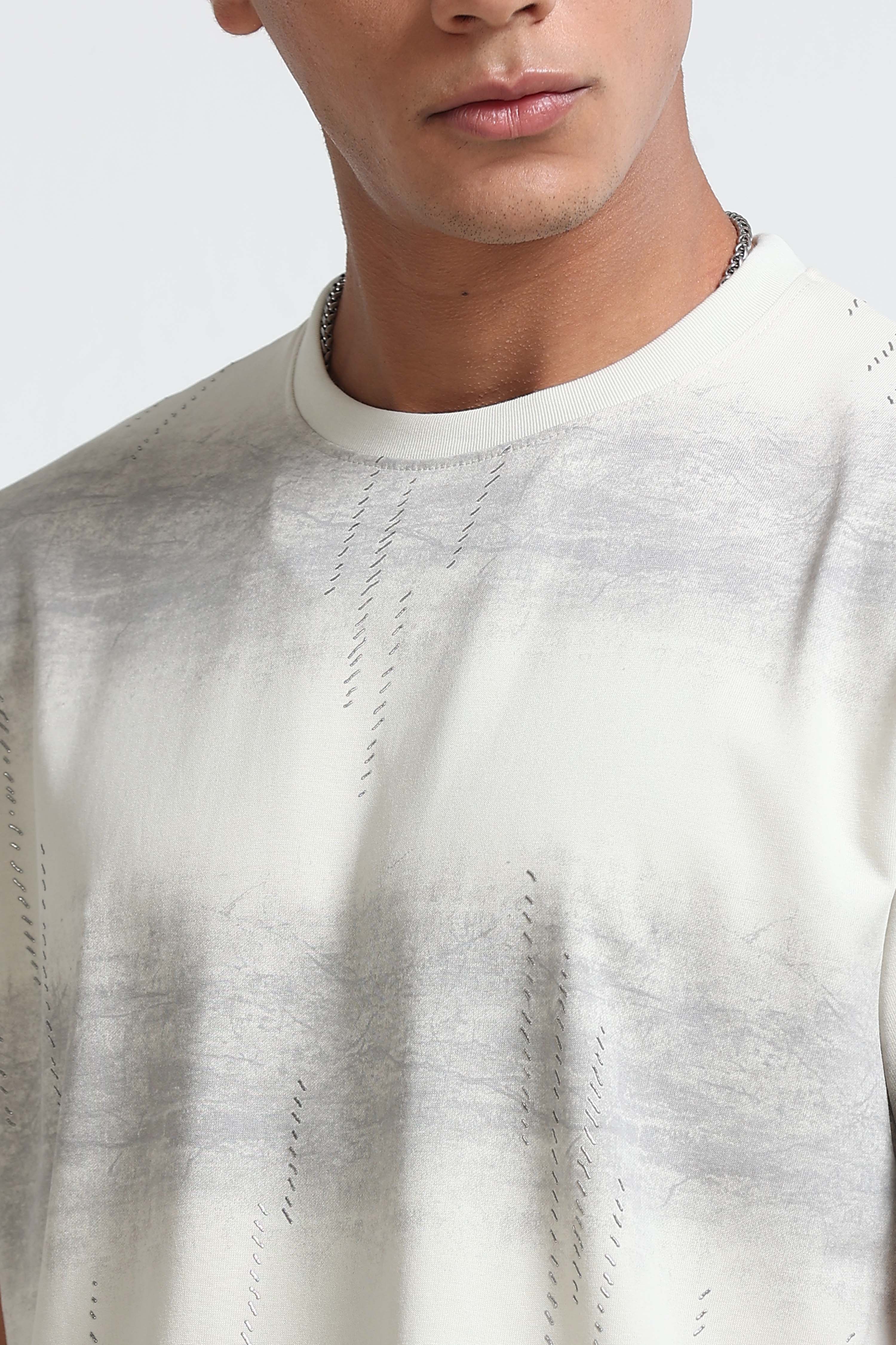 Men Grey Minimal Textured T-Shirt