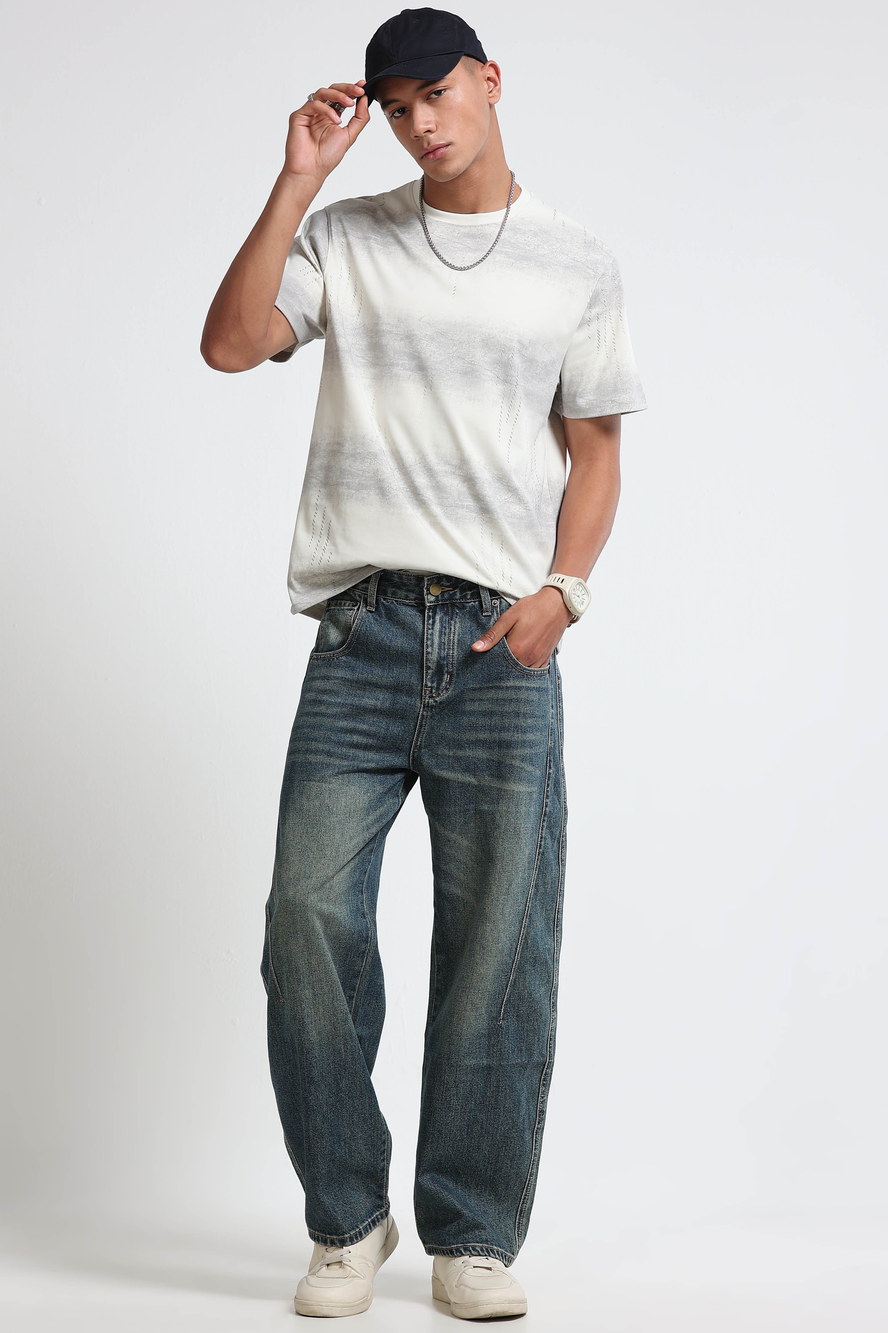 Men Grey Minimal Textured T-Shirt