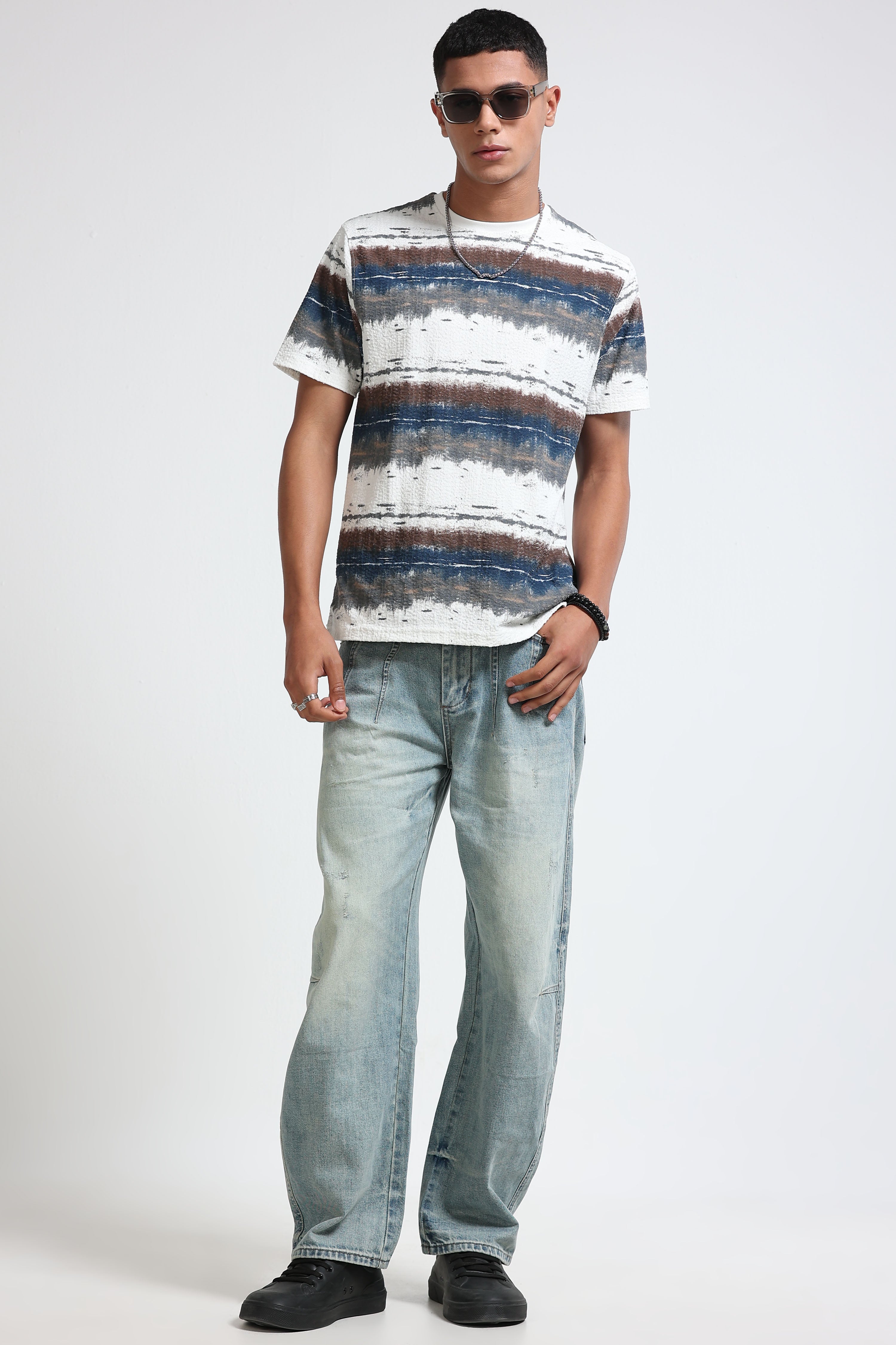 Men White Brush Stroke Print T-Shirt