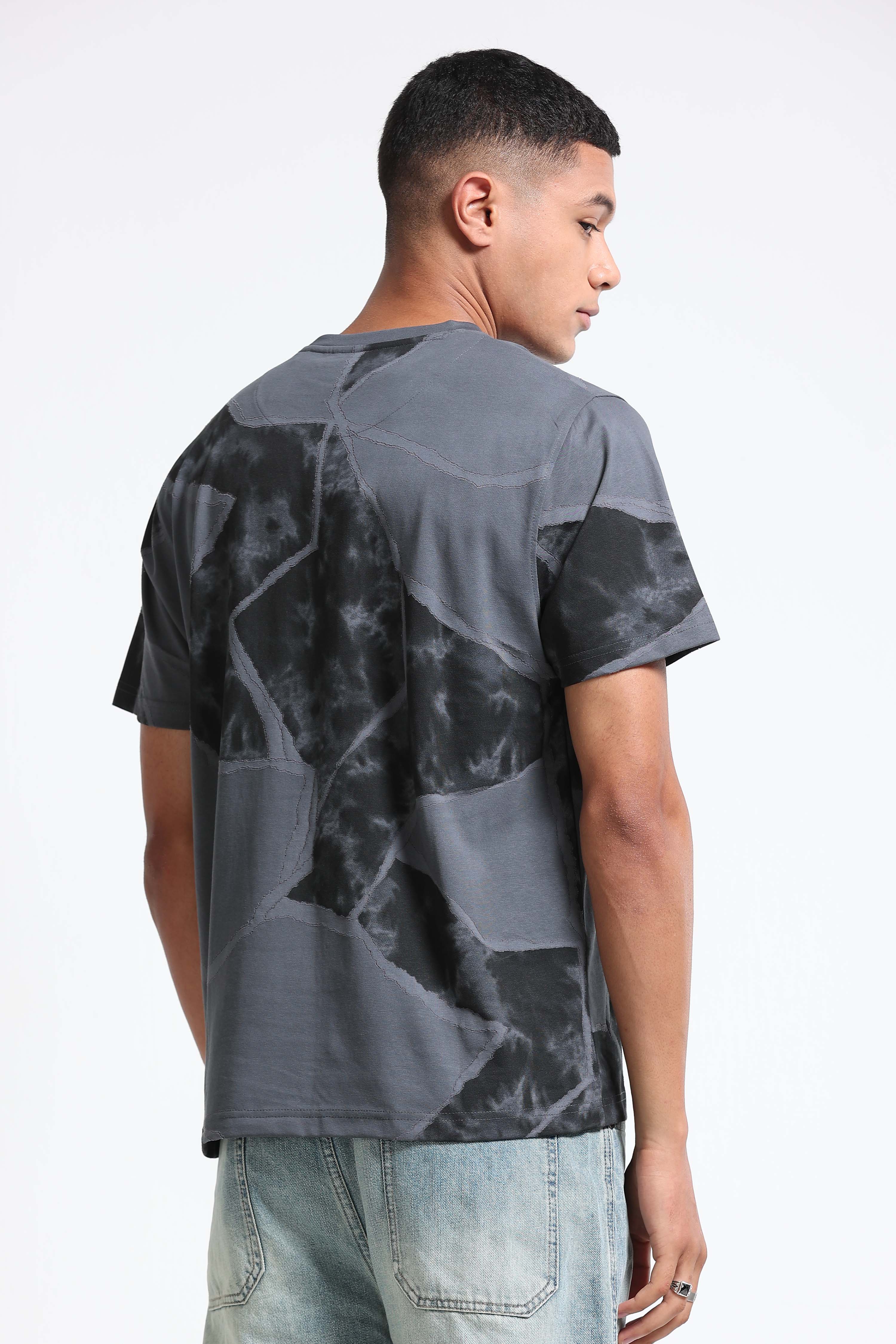 Men Grey Modern Abstract Print T-Shirt