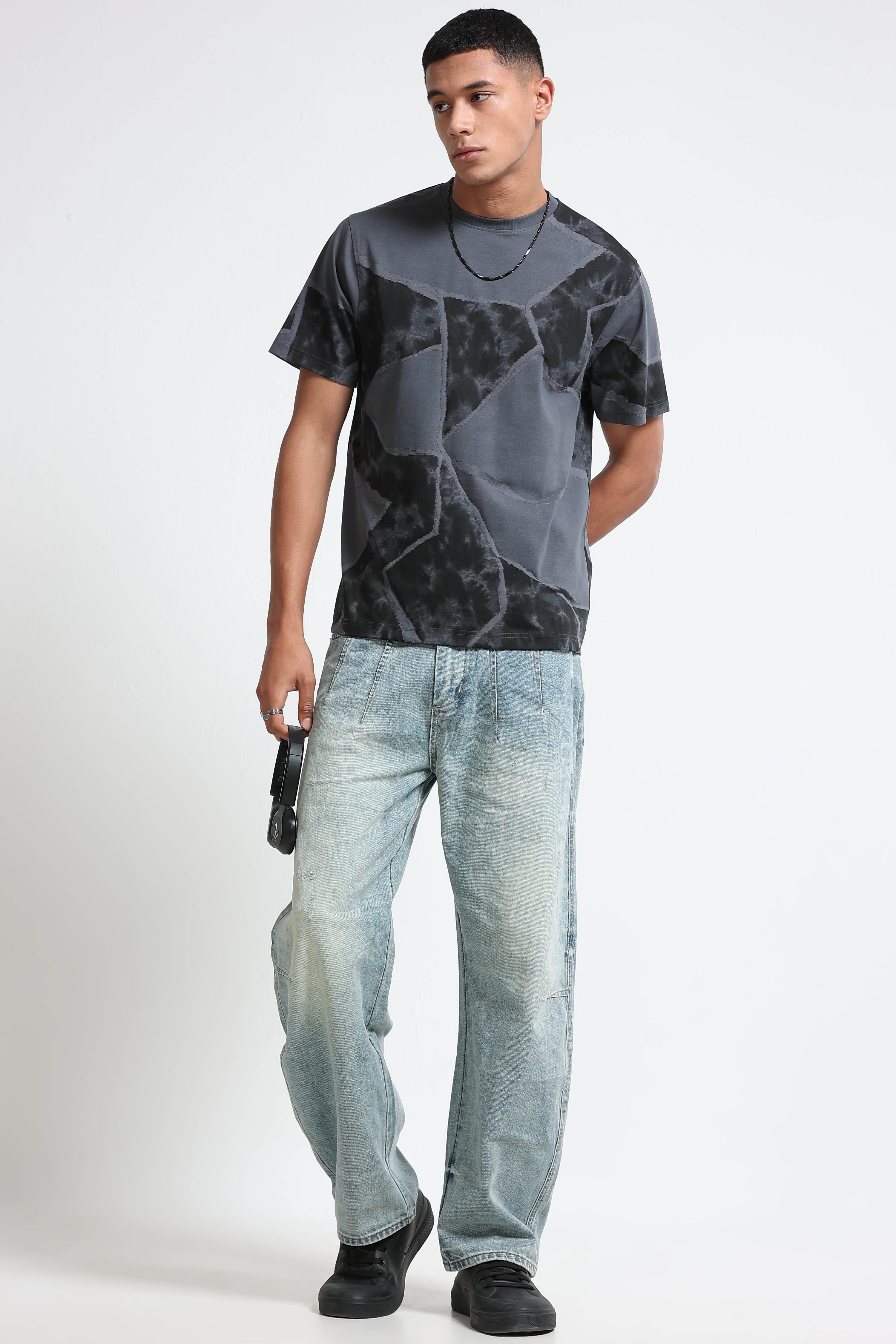 Men Grey Modern Abstract Print T-Shirt