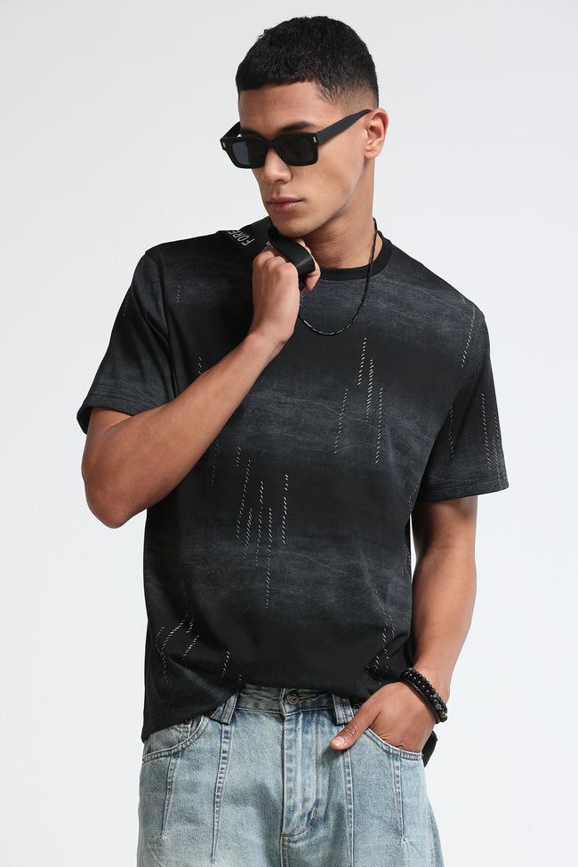 Men Black Minimal Textured T-Shirt