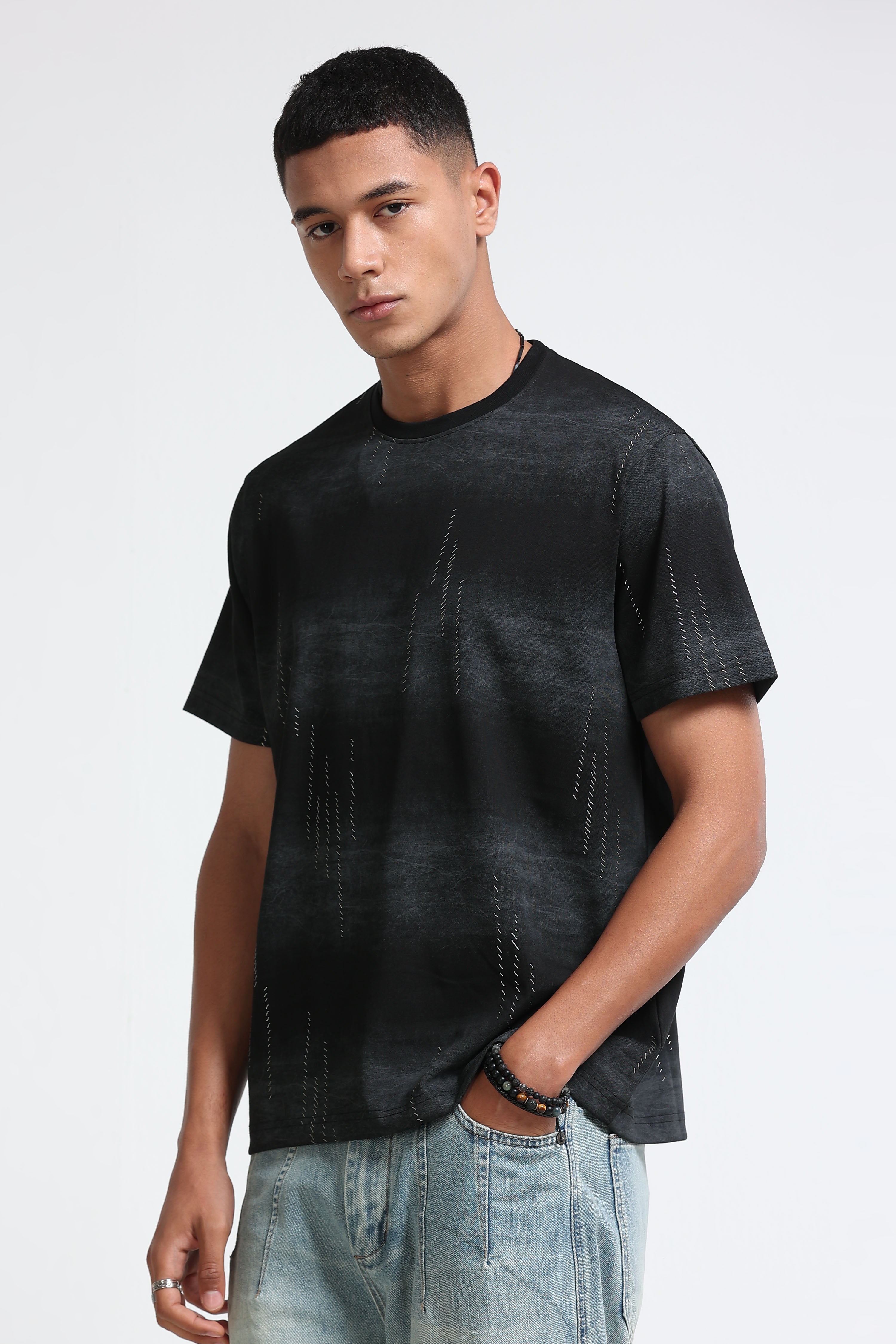 Men Black Minimal Textured T-Shirt