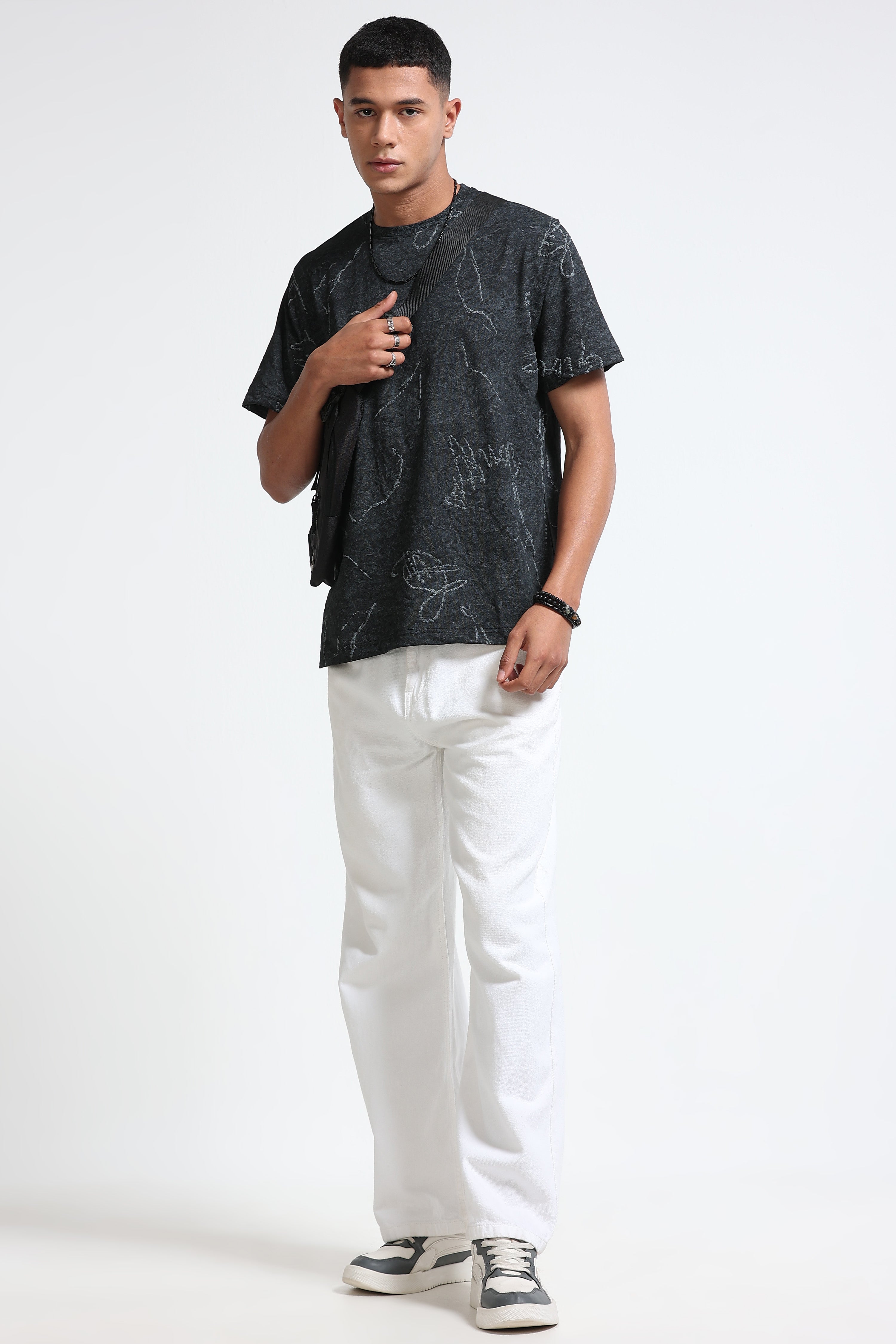 Men Black Relaxed Fit T-Shirt