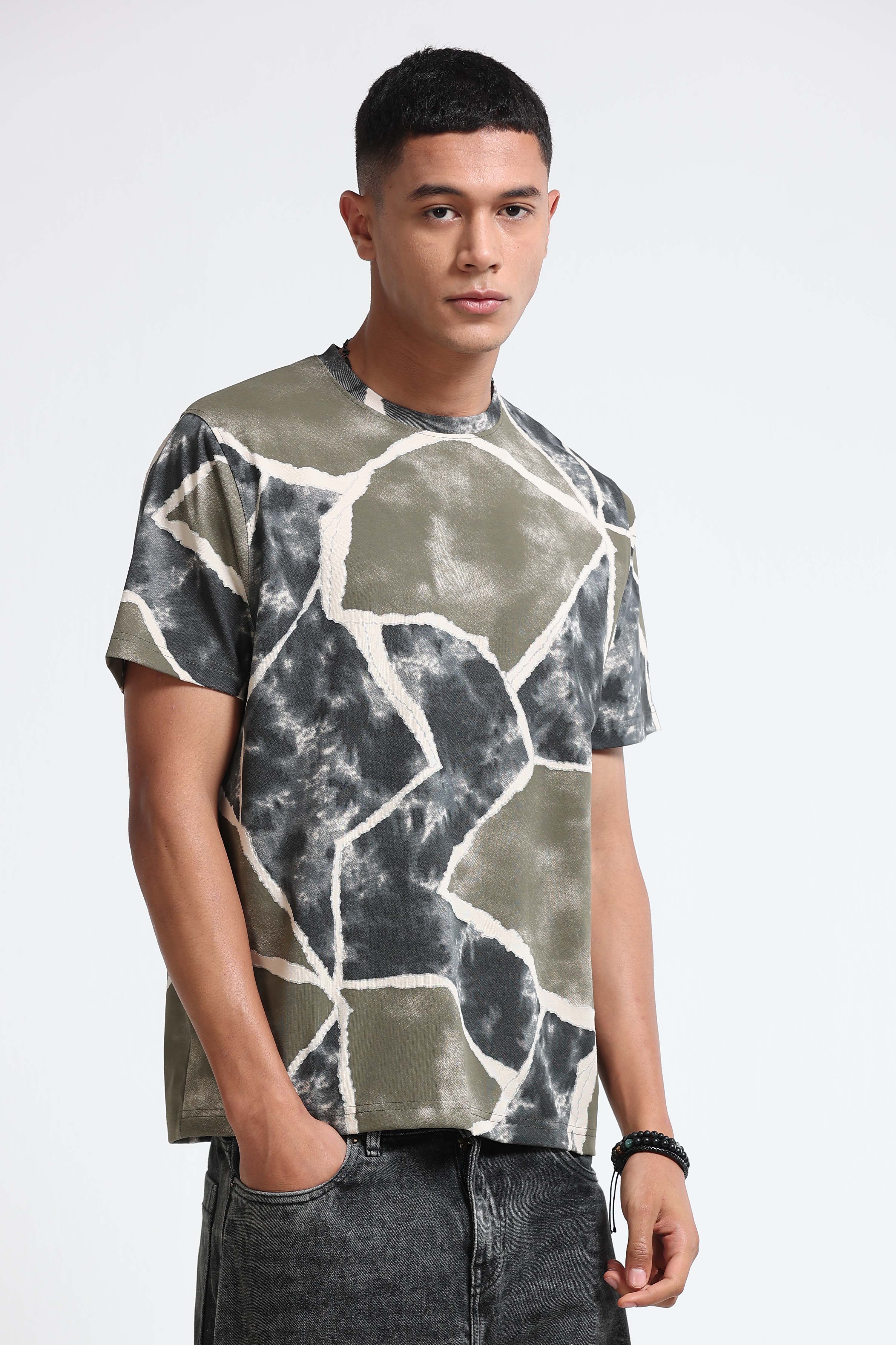 Men Olive Modern Abstract Print T-Shirt
