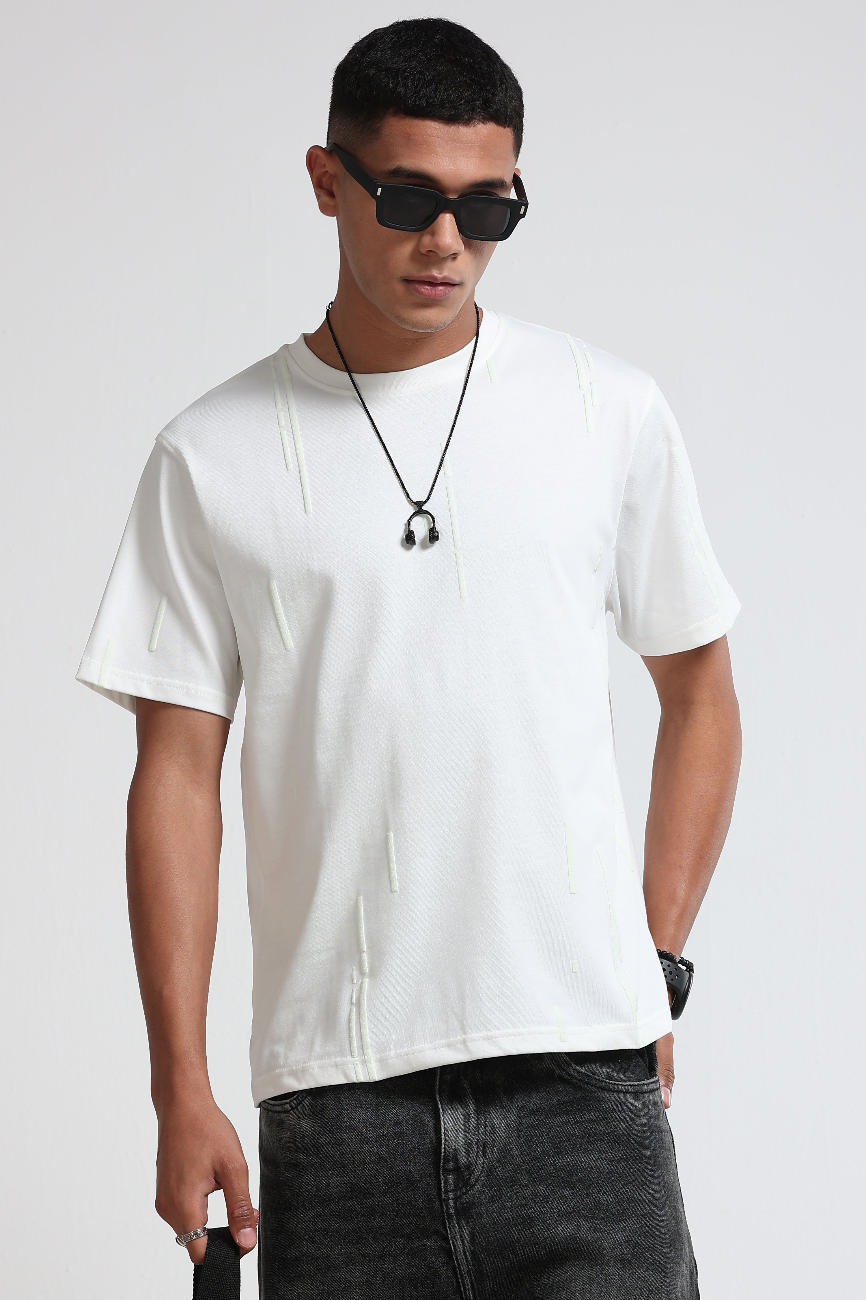 Men Off White Premium Abstract Line T-Shirt