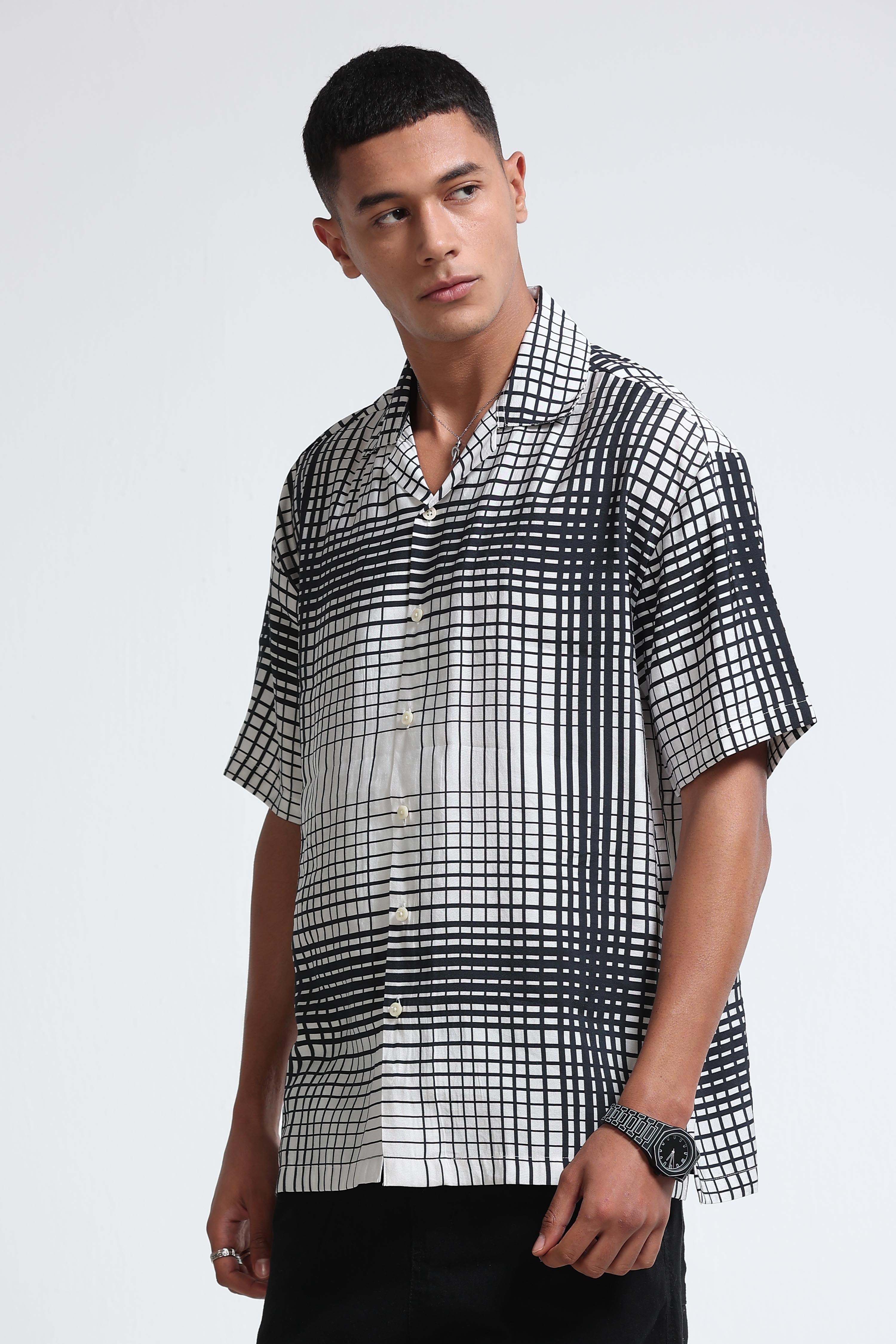 Men Black & White Oversized Panel Print Shirt