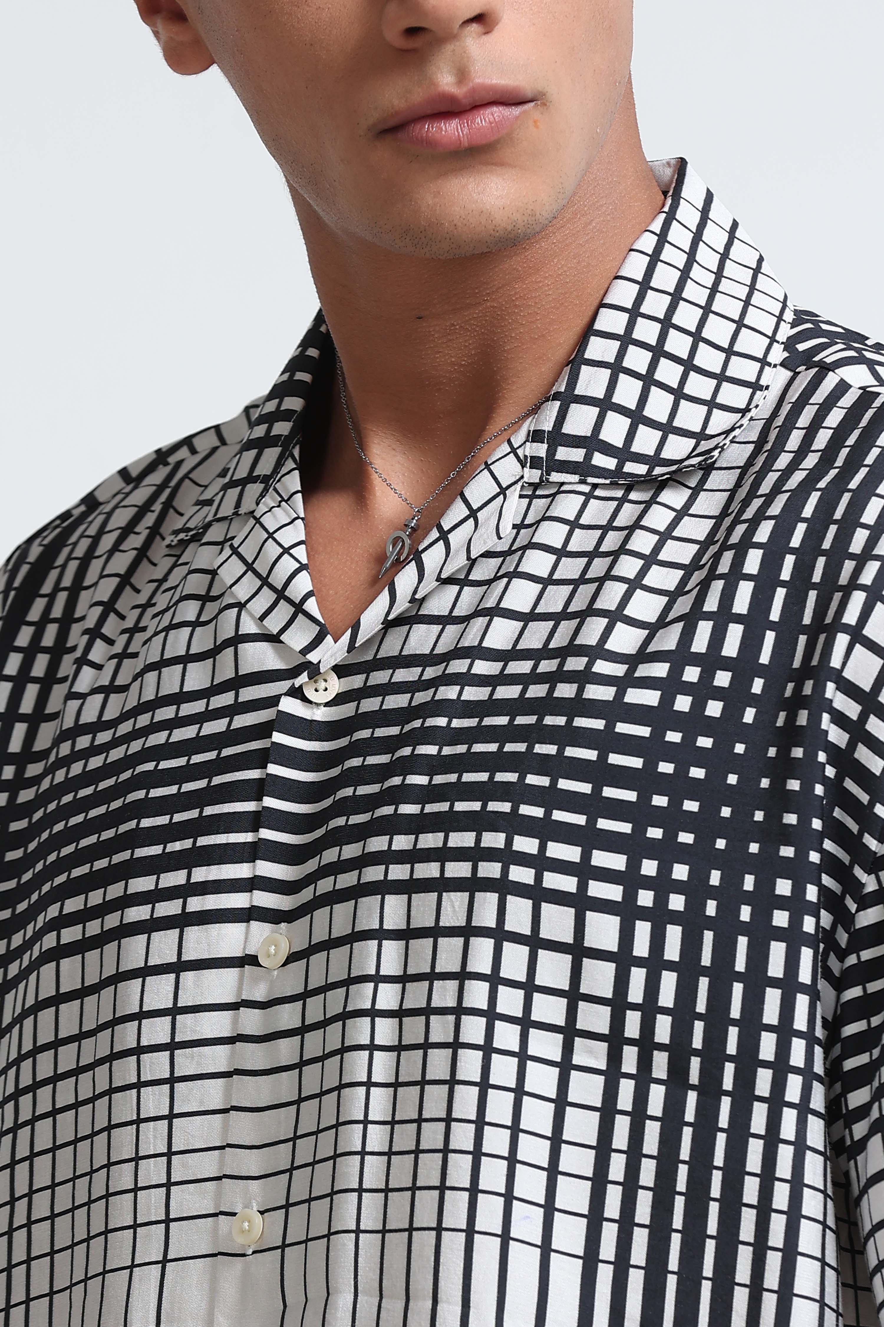 Men Black & White Oversized Panel Print Shirt