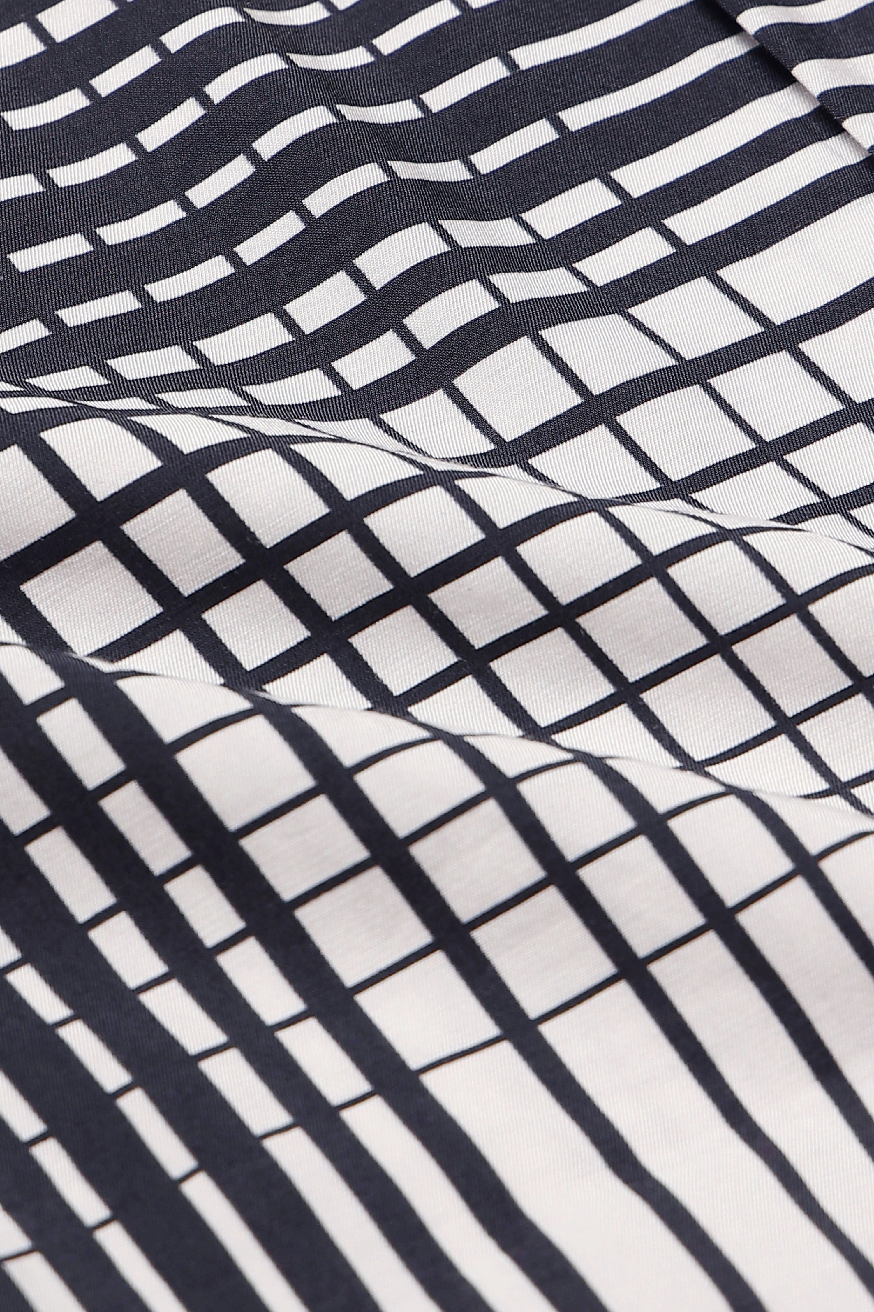 Men Black & White Oversized Panel Print Shirt