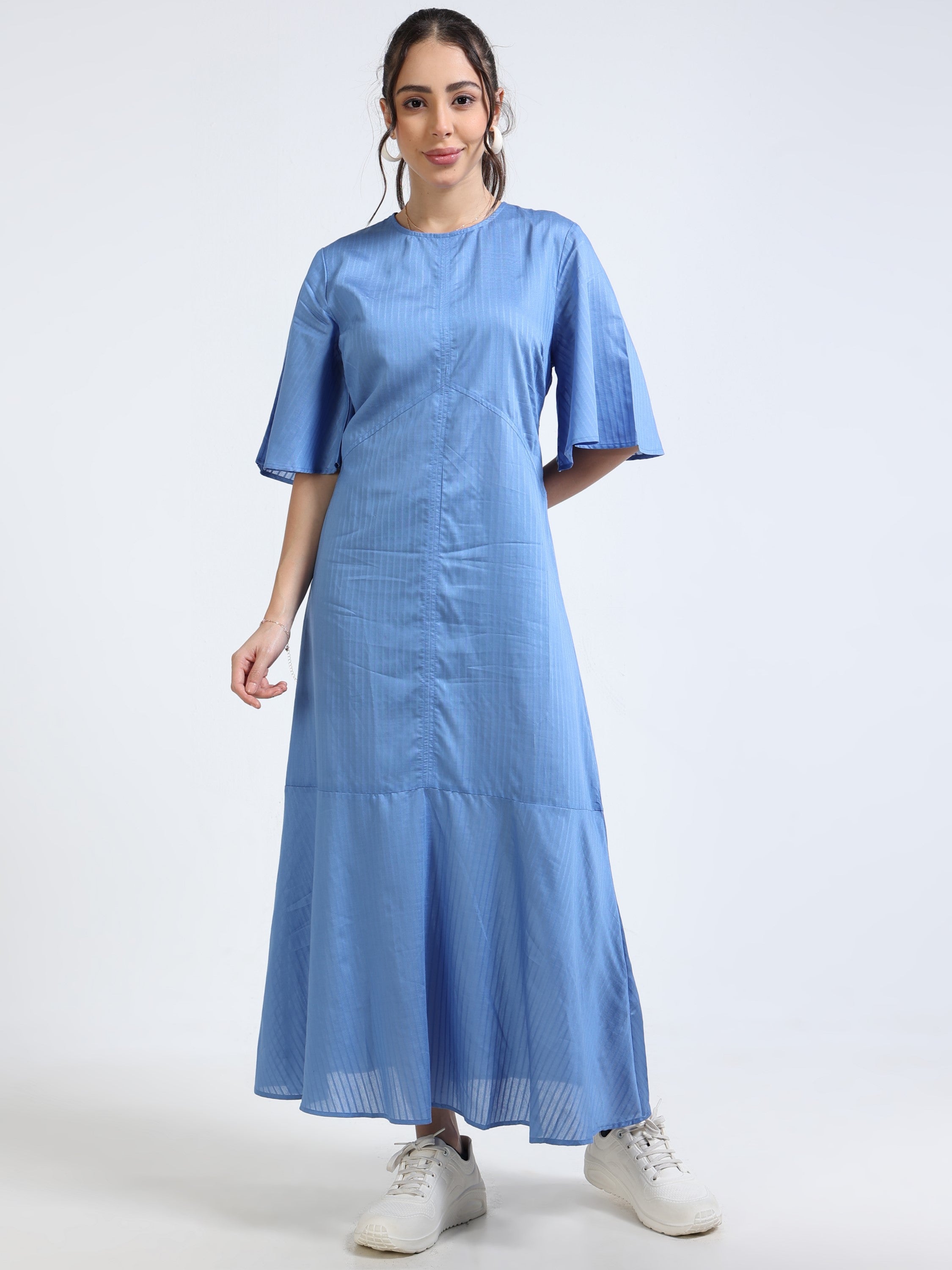 Women Bell Sleeve Maxi Dress