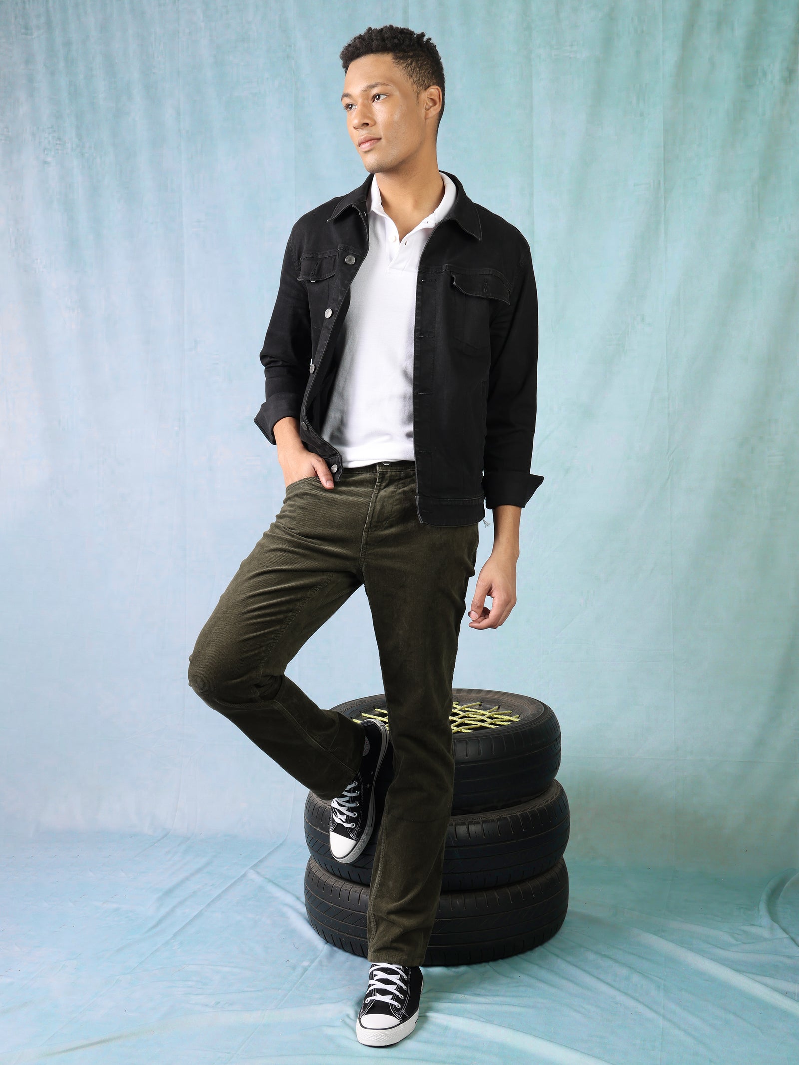 Men Green Cordury Straight Fit Trouser